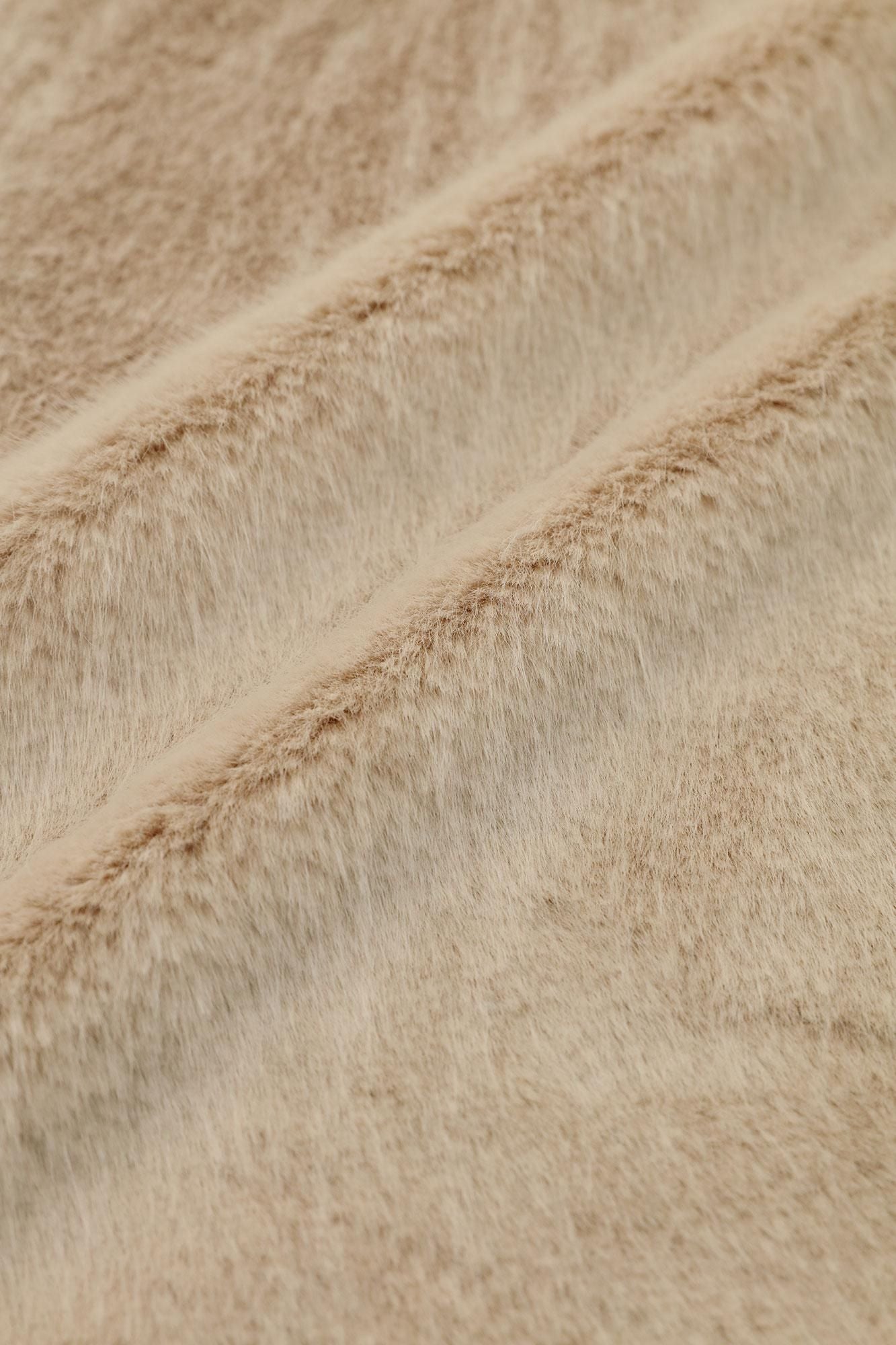 Faux Fur V-neck Light Tunic Coat／Beige