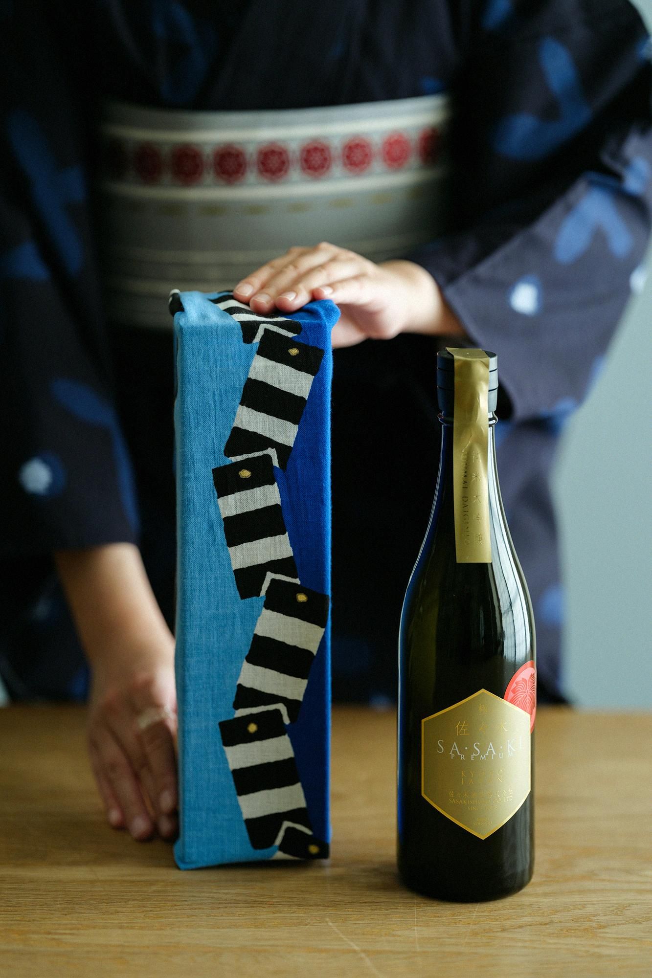 伊勢木綿 textile手ぬぐい／干支 巳（み）令和7年