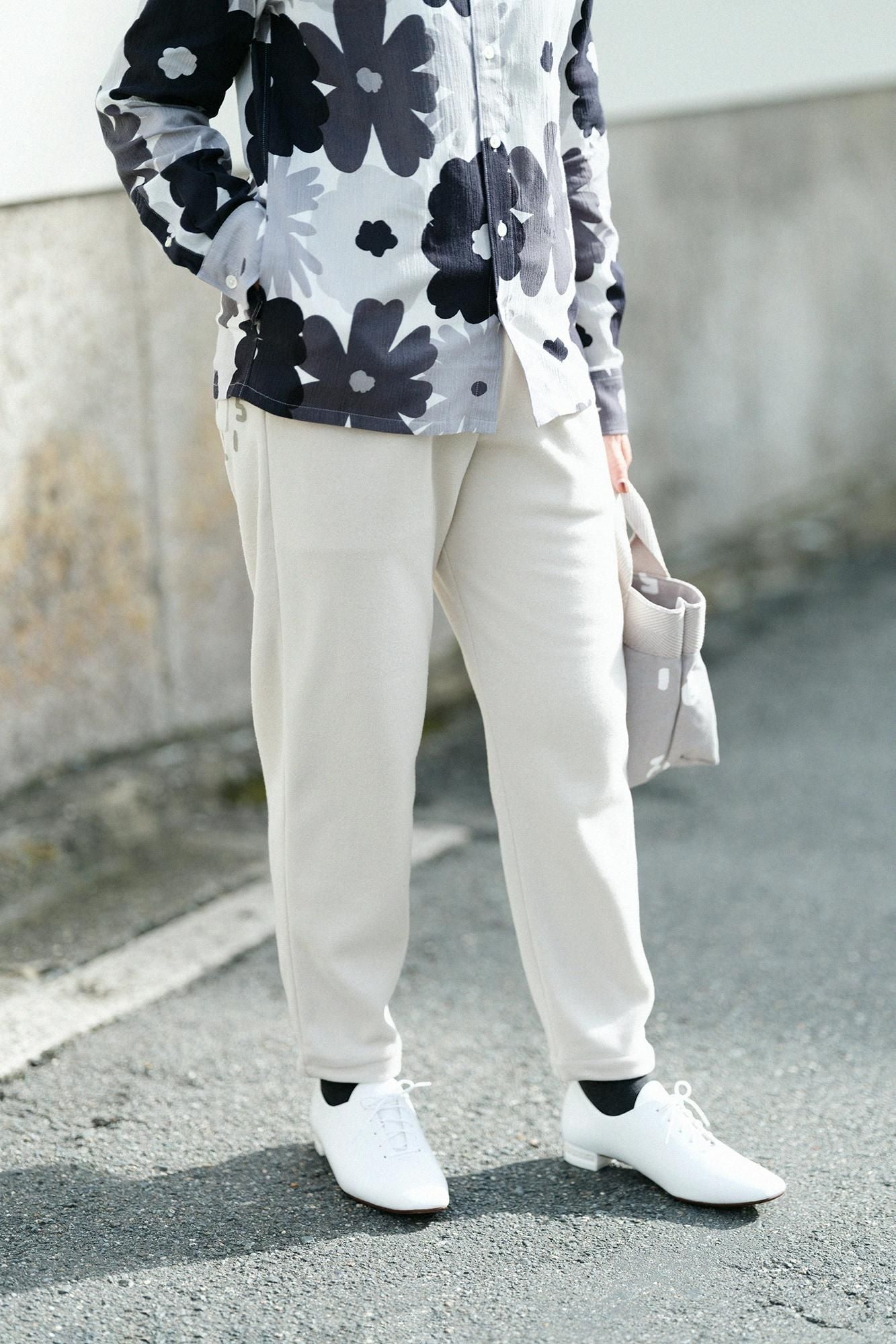 Melton Smooth Easy Tapered Pants / Greyish White