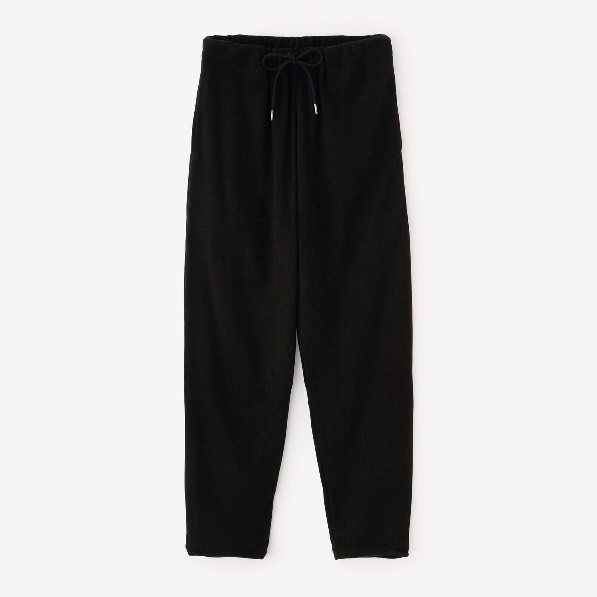 [Nur online] Melton glatte, leicht zulaufende Hose/Nurebairo