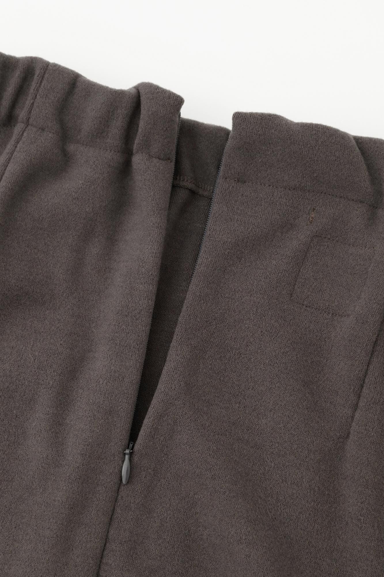 【預購】麥爾登柔滑 長裙／深灰色（※預計於12月9日左右發貨）