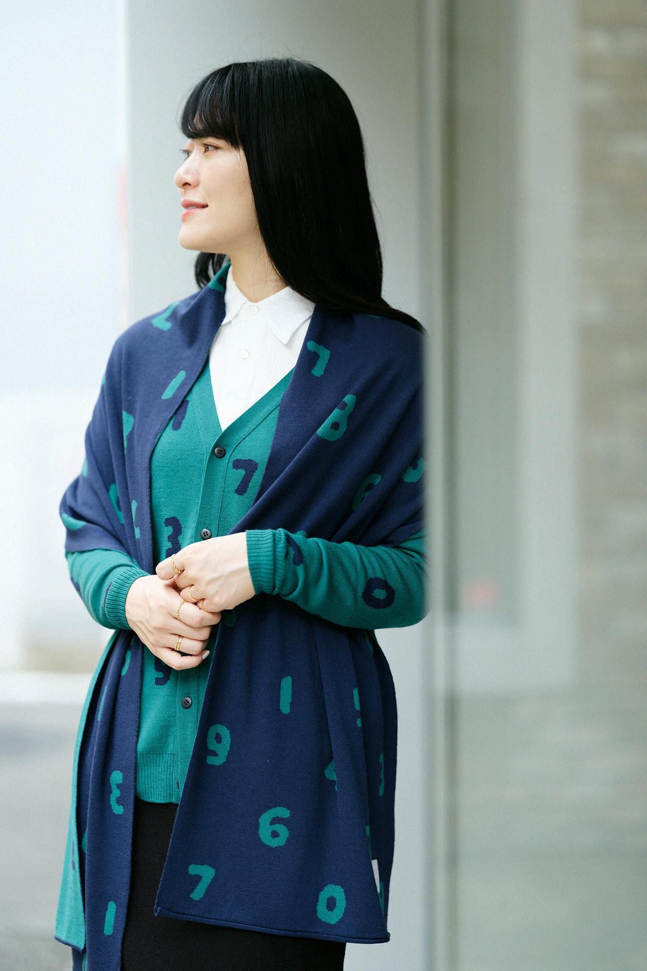 Super 140's Jacquard Muffler / SO-SU-U Dark Blue