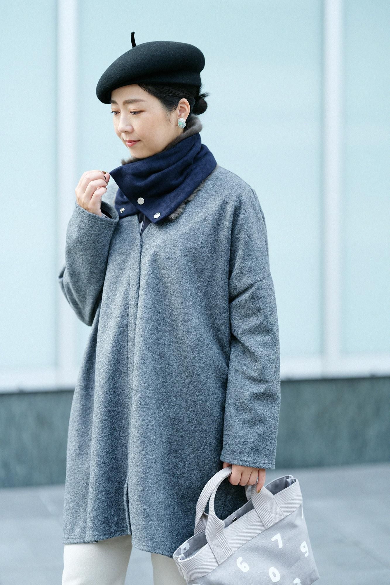 【預購】人造毛皮 雙面用短圍巾／暗藍色×深灰色（※預計於12月9日左右發貨）