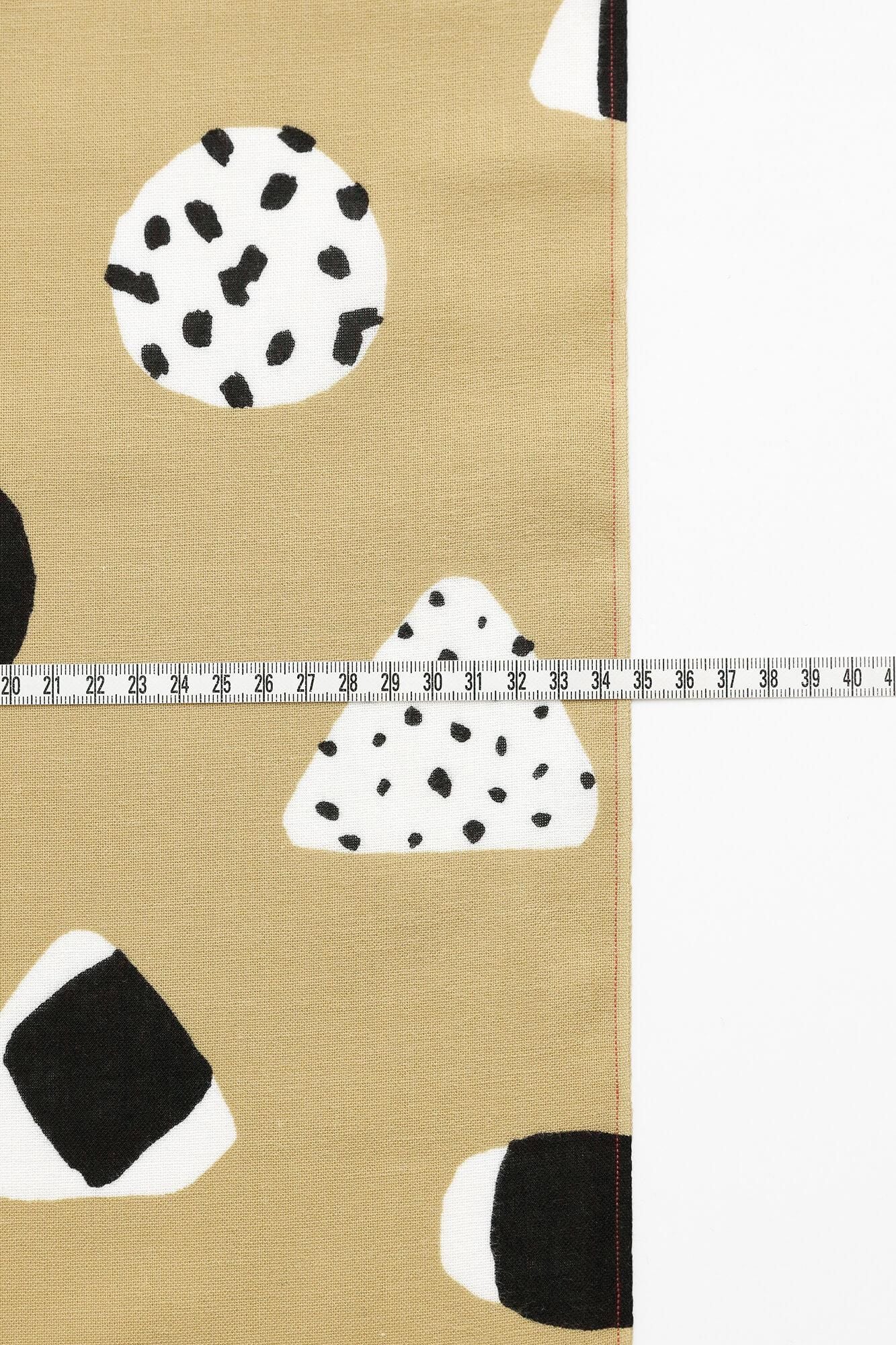 Textile  (Ise-momen cottoncotton Handkerchief）／Rice Balls<50cm>