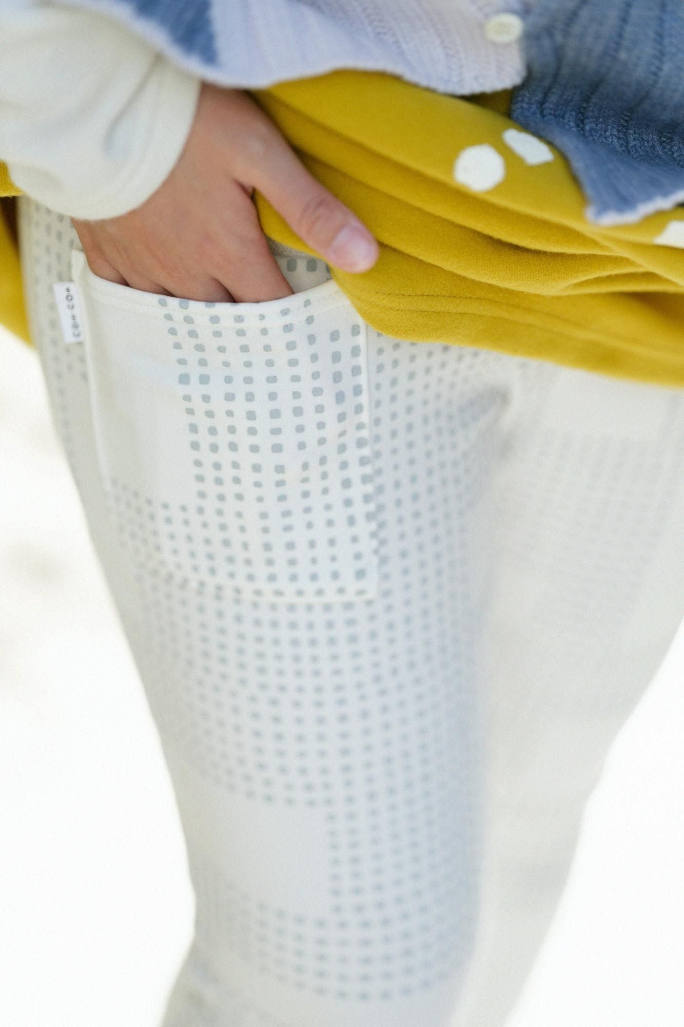 裏毛 窄版細腿褲／影 本白