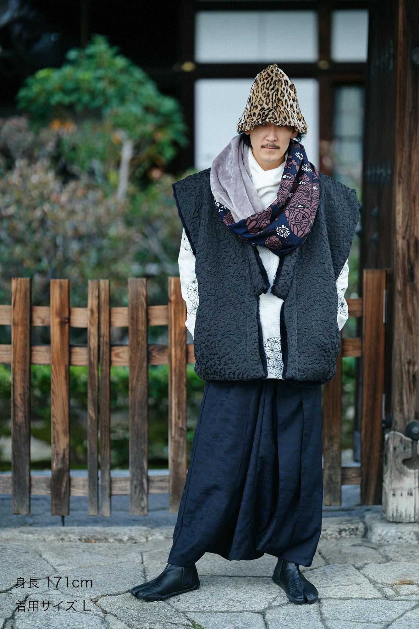 Jacar Fuukure编织X人造皮草肩部服装可逆 /湿羽毛颜色（不锈钢）