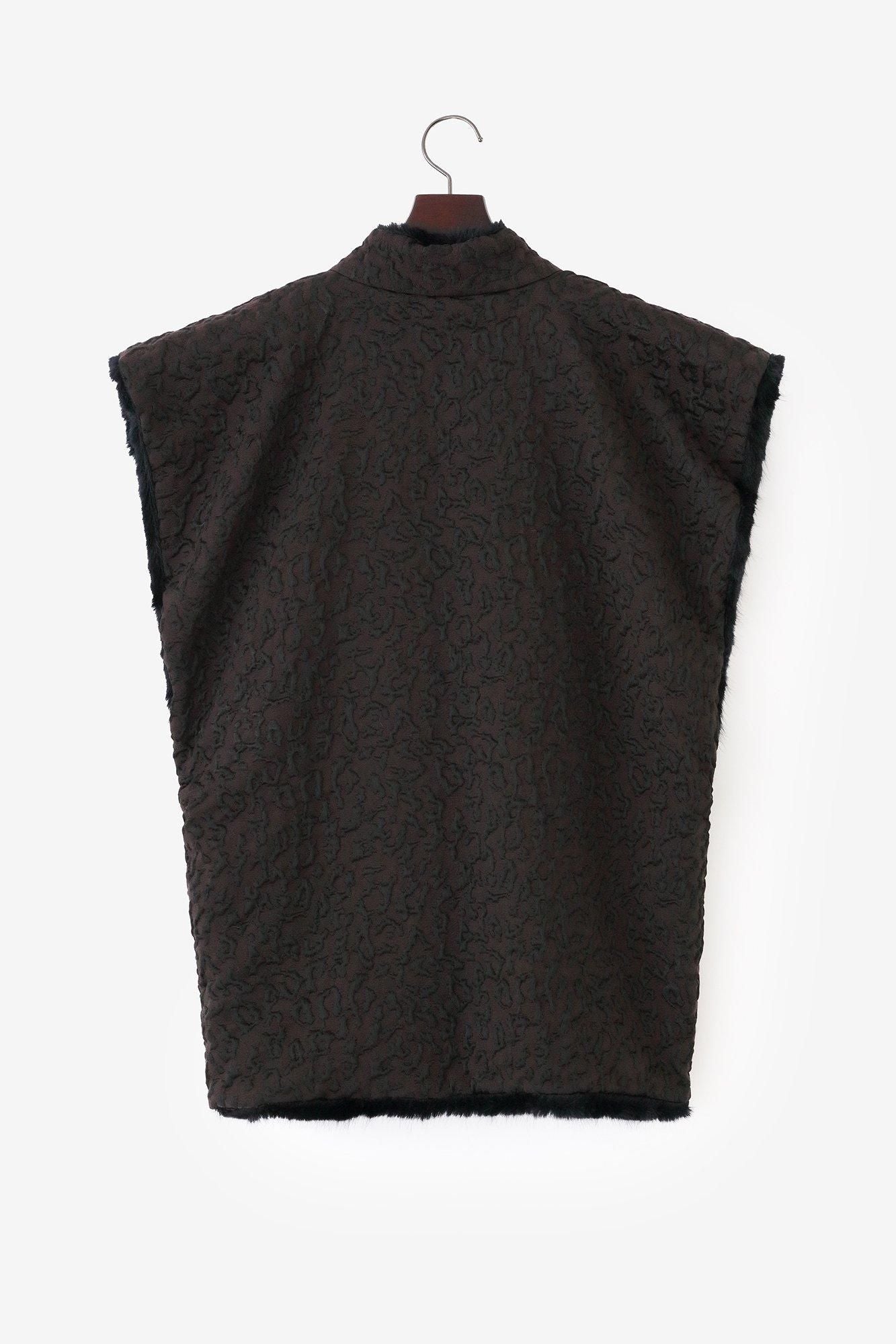 Jacquard Matelasse x Faux Fur Sleeveless Robe Reversible / Brown