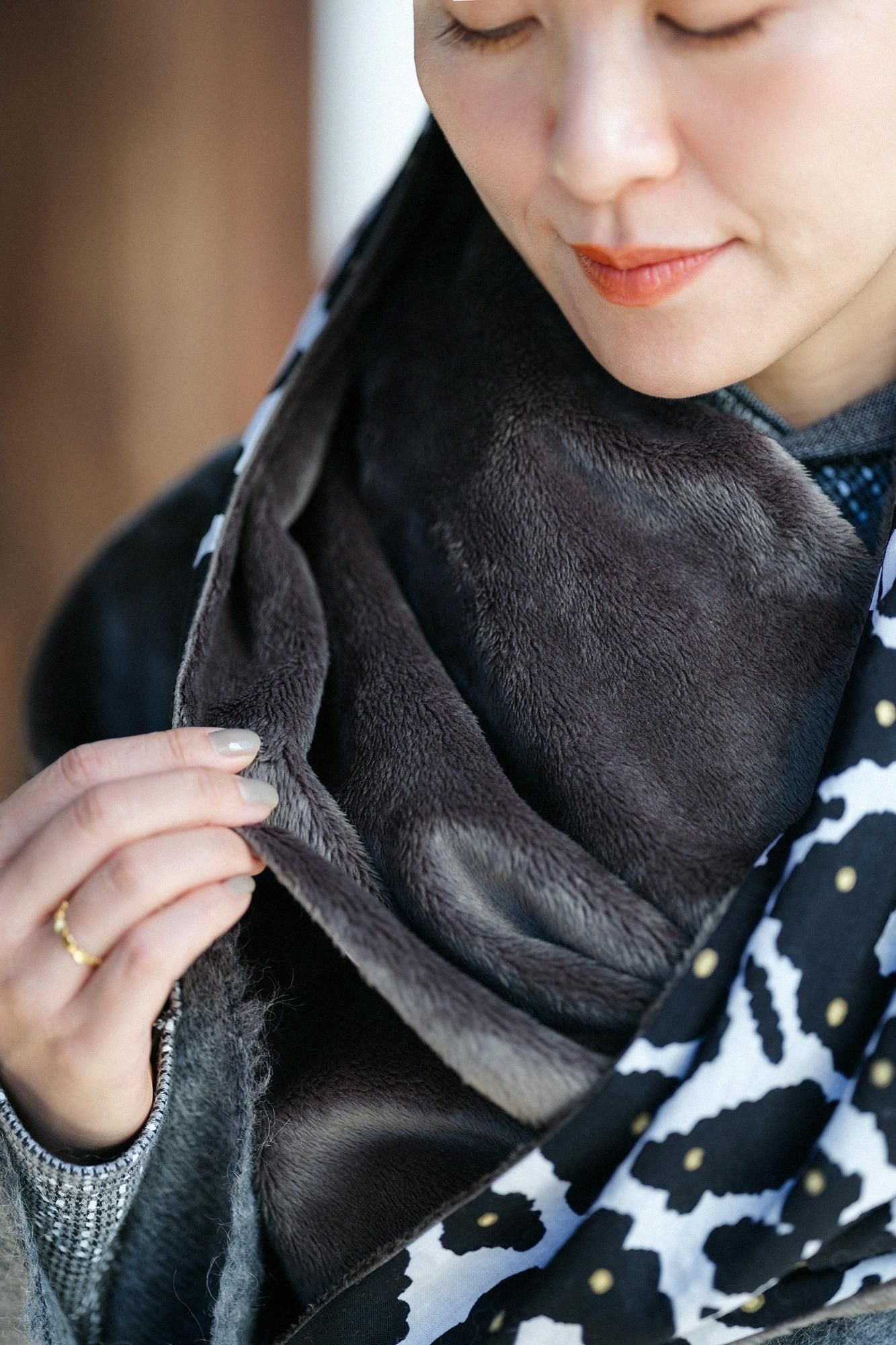 Musselin-Boa-Kragen/Blumendekoration