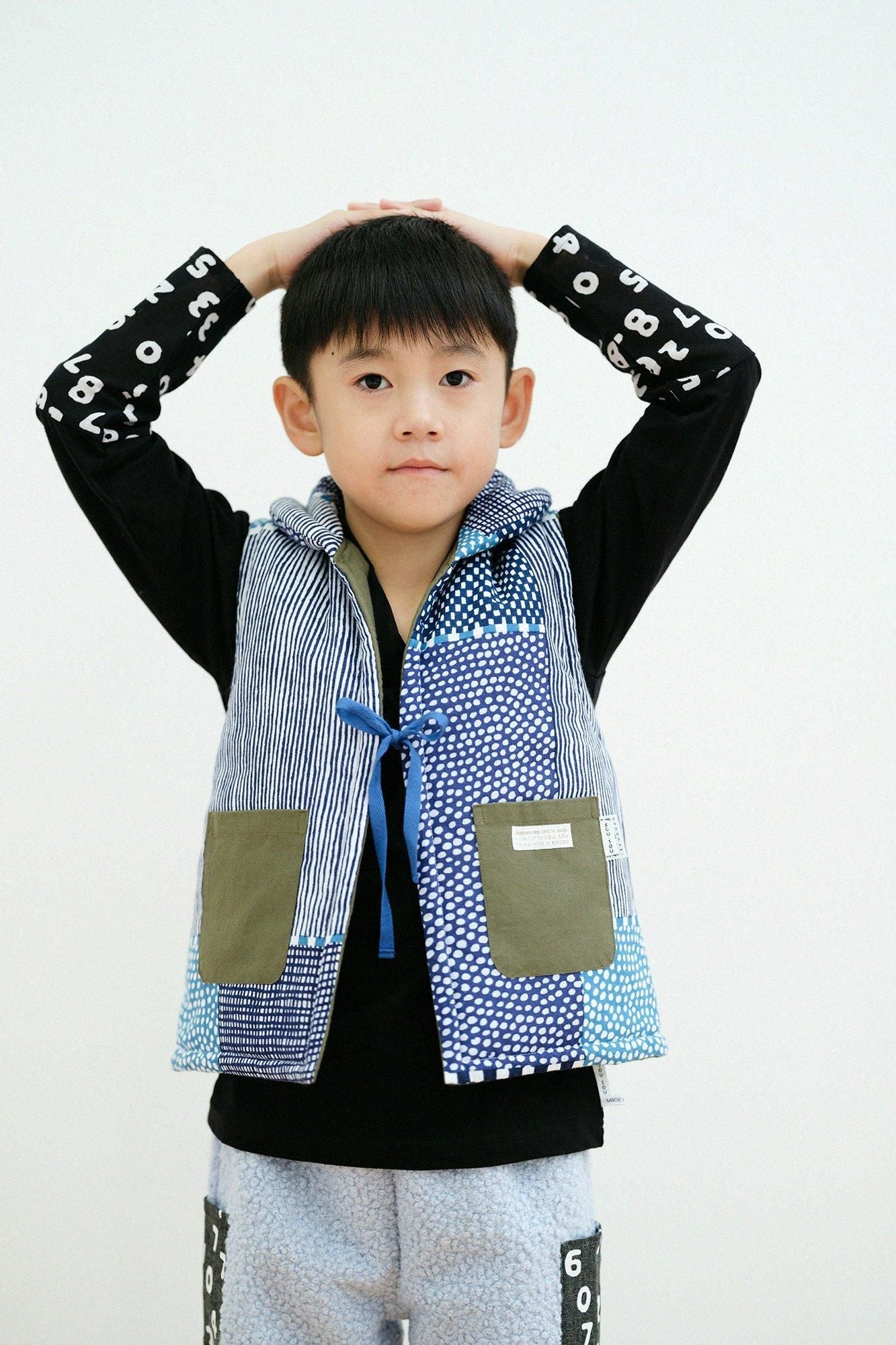 ●伊勢木棉 夾棉 小背心 / 點線 青和