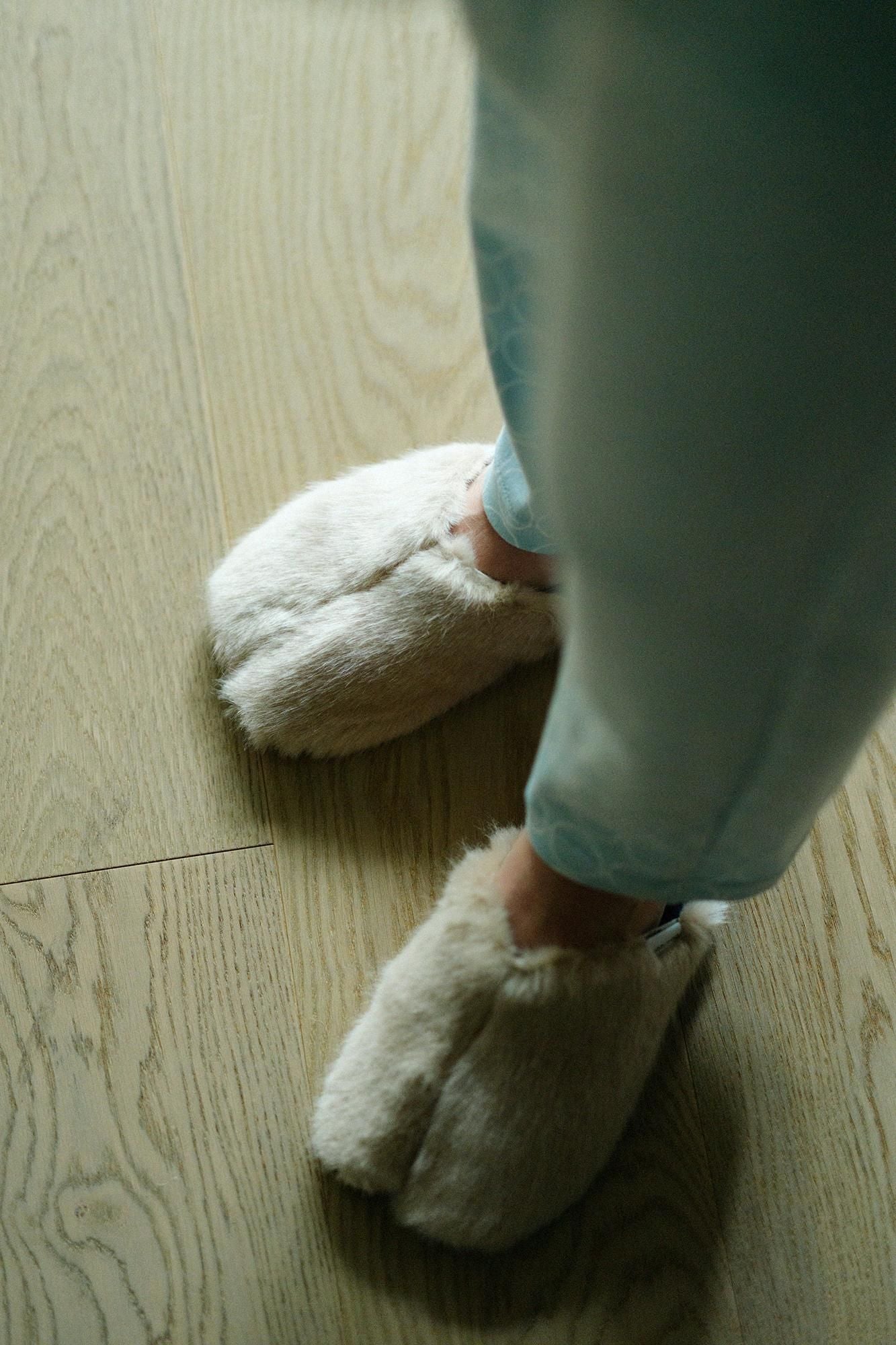 人造毛皮，薄形，拖鞋，塔布袜/裸色（shiroiro）