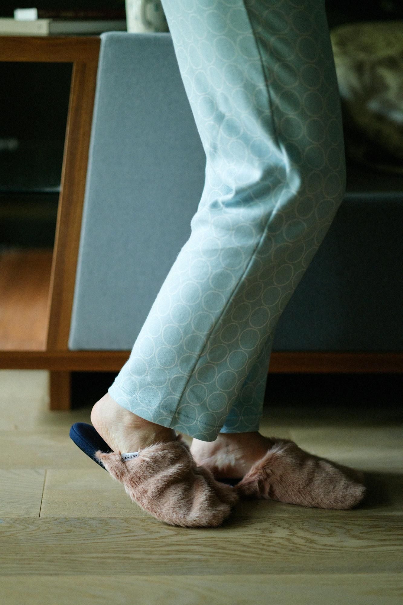 フェイクファー 細形 スリッパ足袋／灰梅（はいうめ）