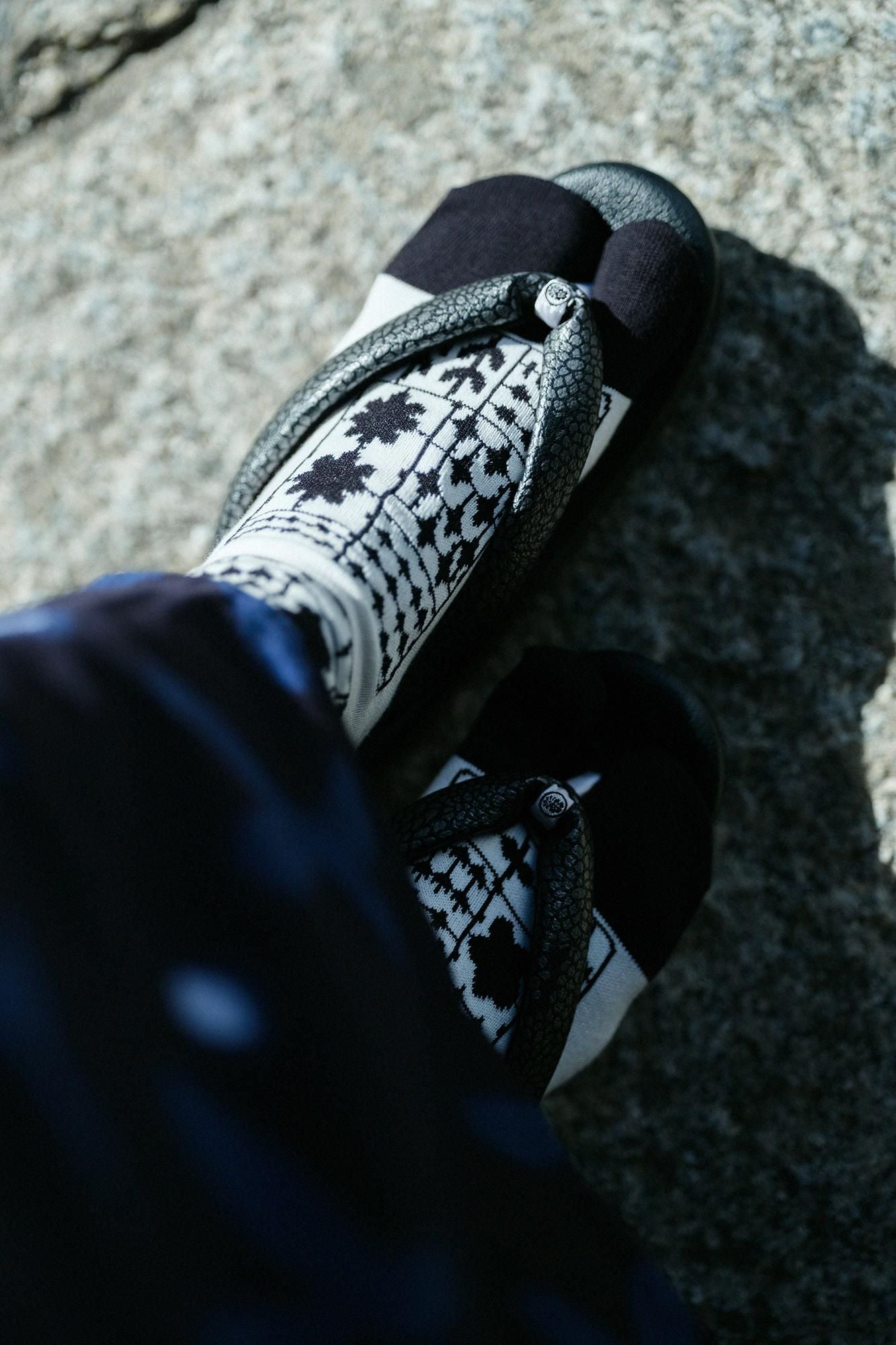 Tabi Socks (Mid-calf)／Blacksmith in the Village【Men・Women】