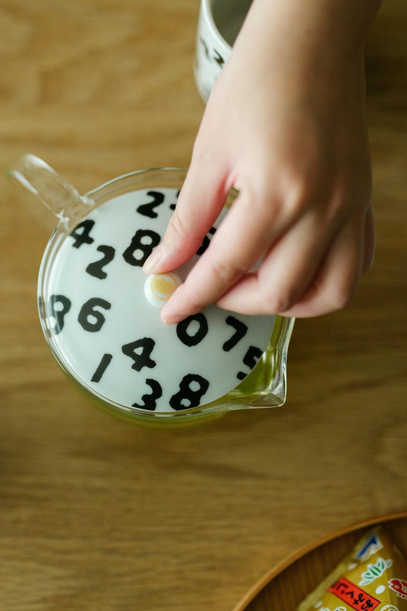 耐热玻璃茶壶和茶可以固定 /so-su-u