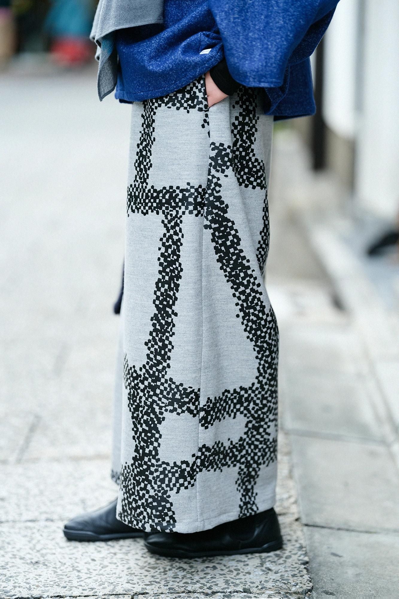 Combed Yarn Twill Weave Wide-legged Pants / Tied-up Silver Grey