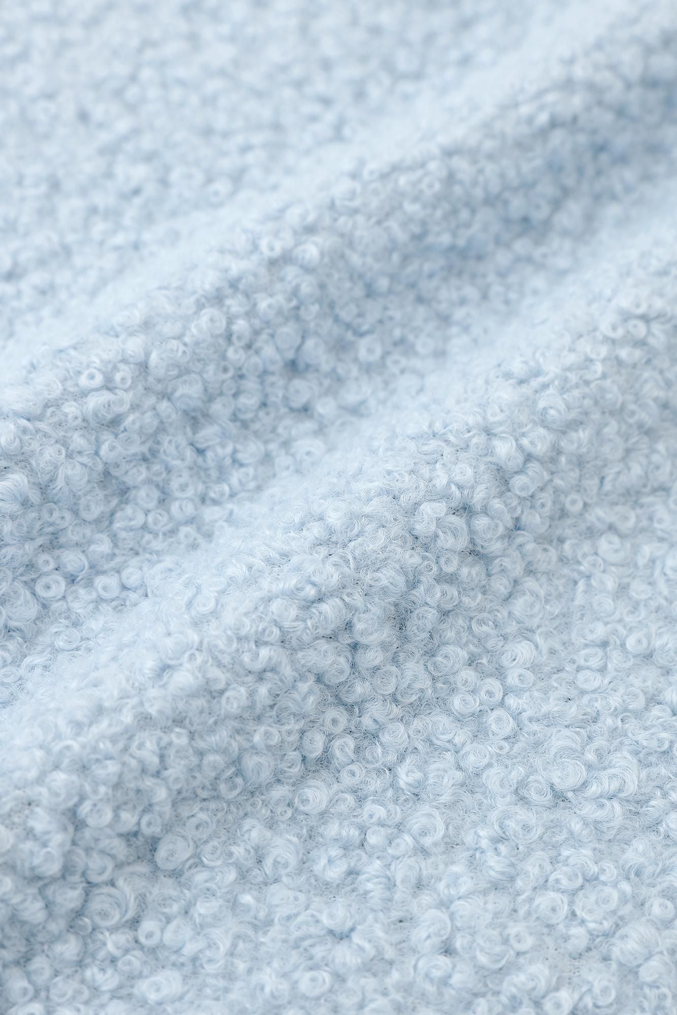 ●仿毛梯形袖連帽外套/淡藍色x汽車