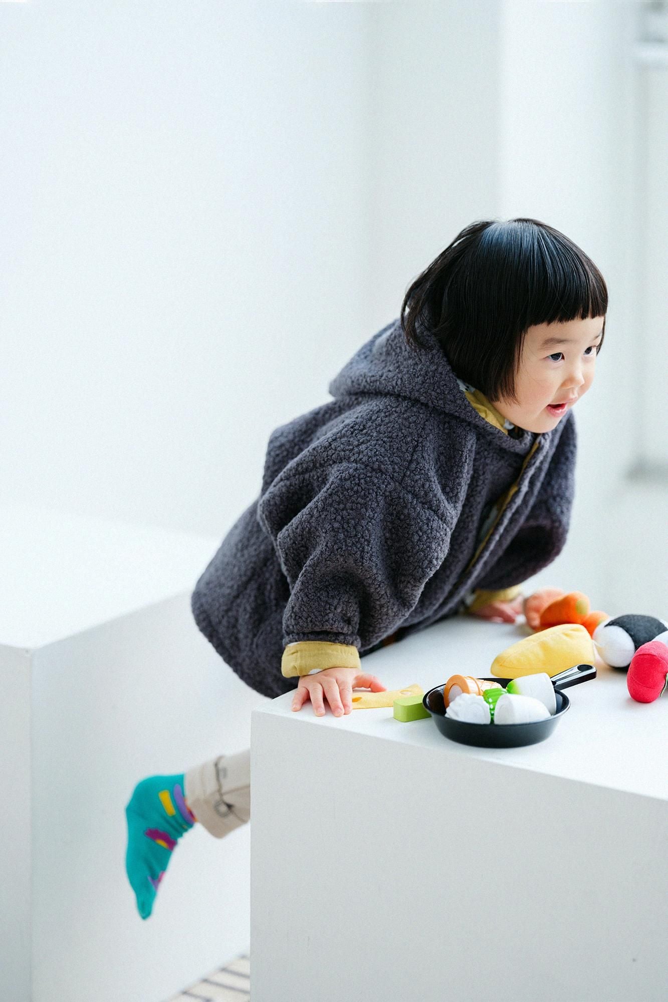 ●Boa-Kapuzen-Langarmshirt für Kinder/Koihai x Reisball