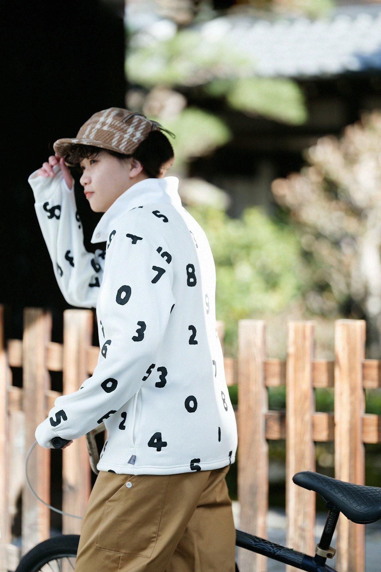 內起絨抓絨 H.W.S 套頭上衣／SO-SU-U十數 白色