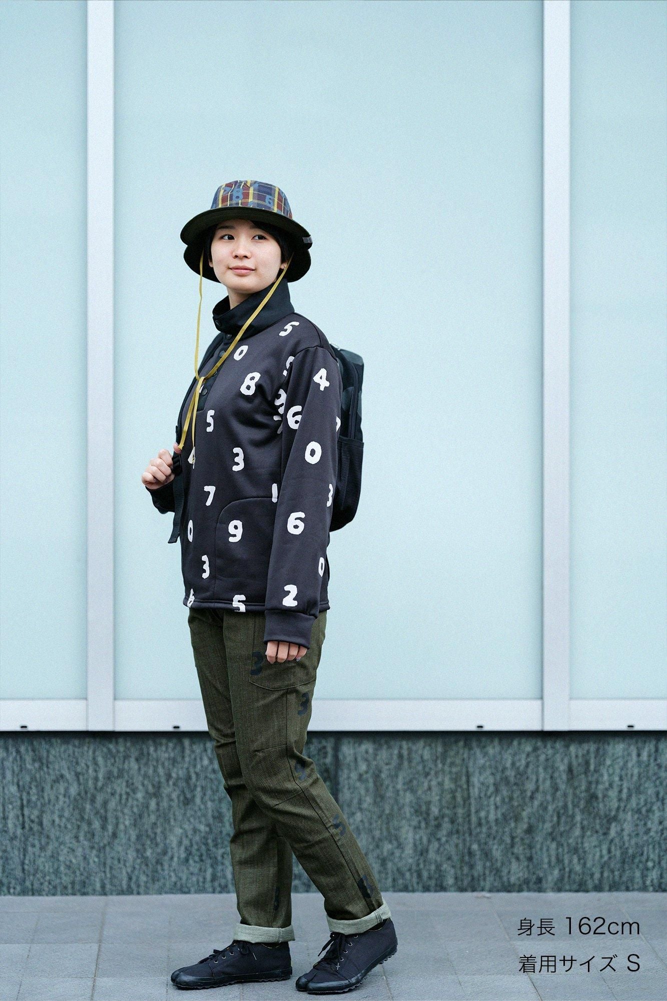 기모후리스 H.W.S 풀오버/SO-SU-U 검은색