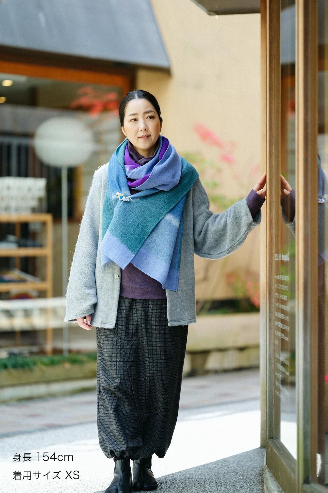 Peluches, tissage en treillis, fabriqué à la main, takamikanita (vêtement japonais) / cendres sombres