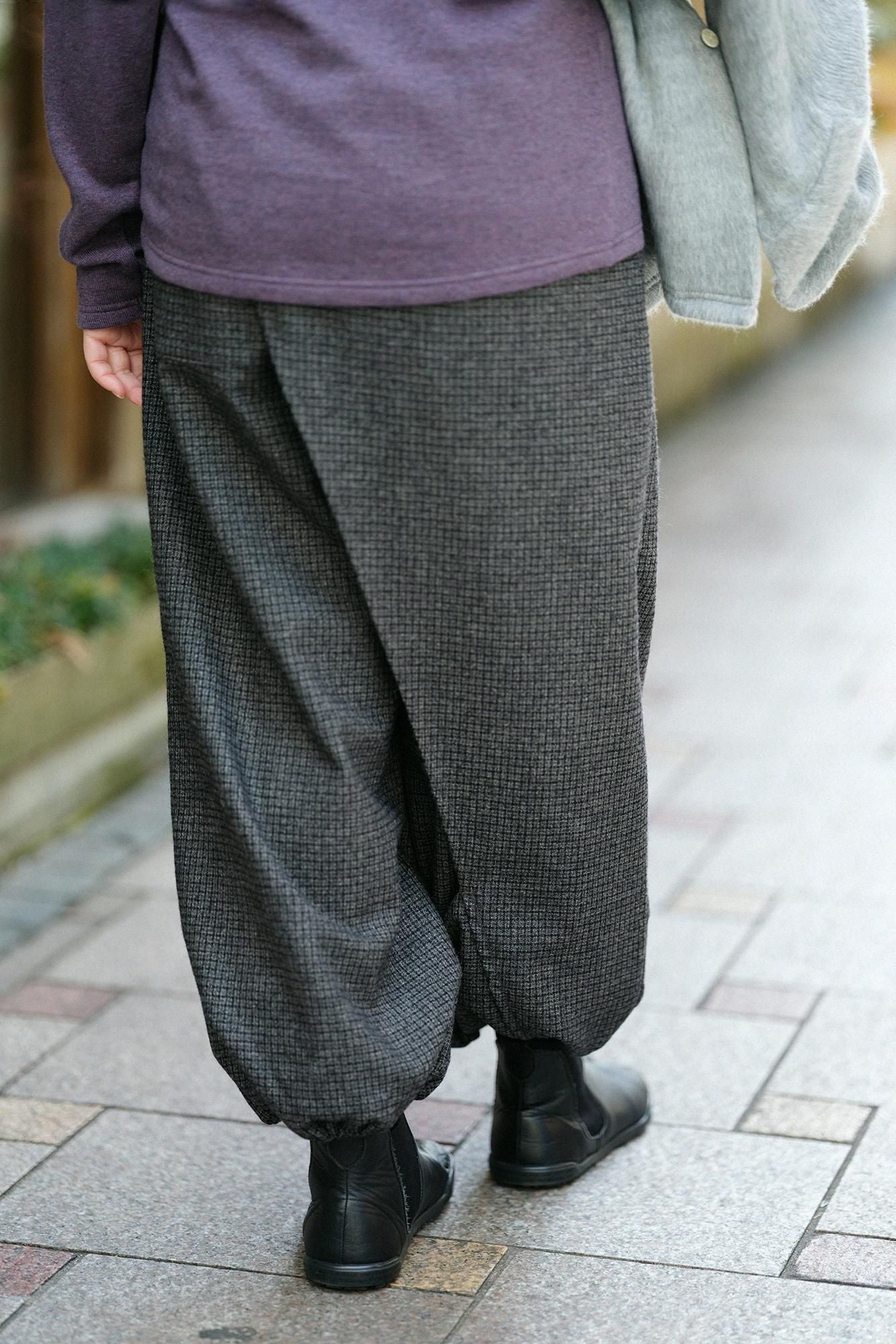 Peluches, tissage en treillis, fabriqué à la main, takamikanita (vêtement japonais) / cendres sombres