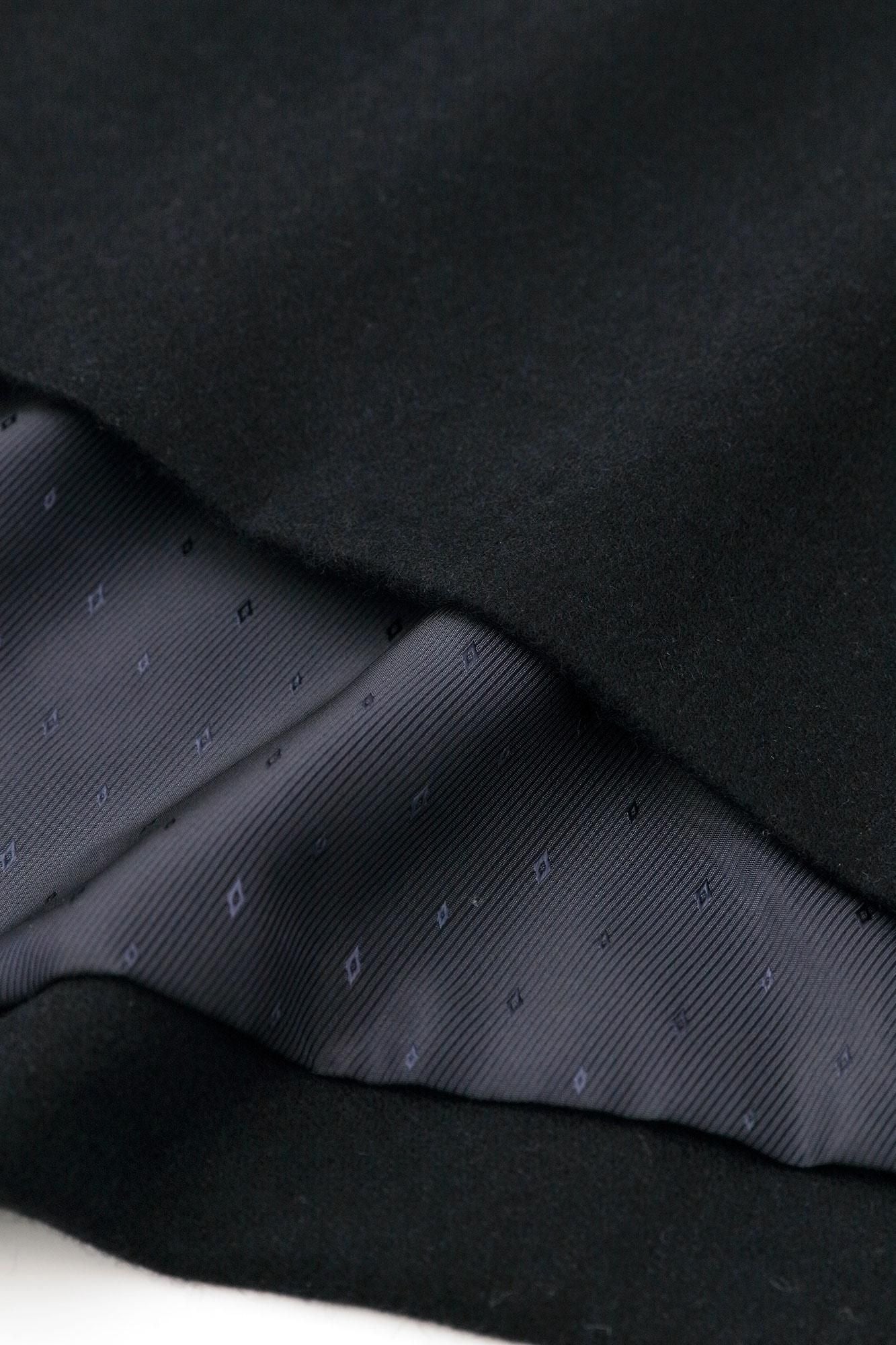 无孔的斜纹编织（Somo ayaori）方形袖斗篷（Kakuso degasaito） / Shinkon