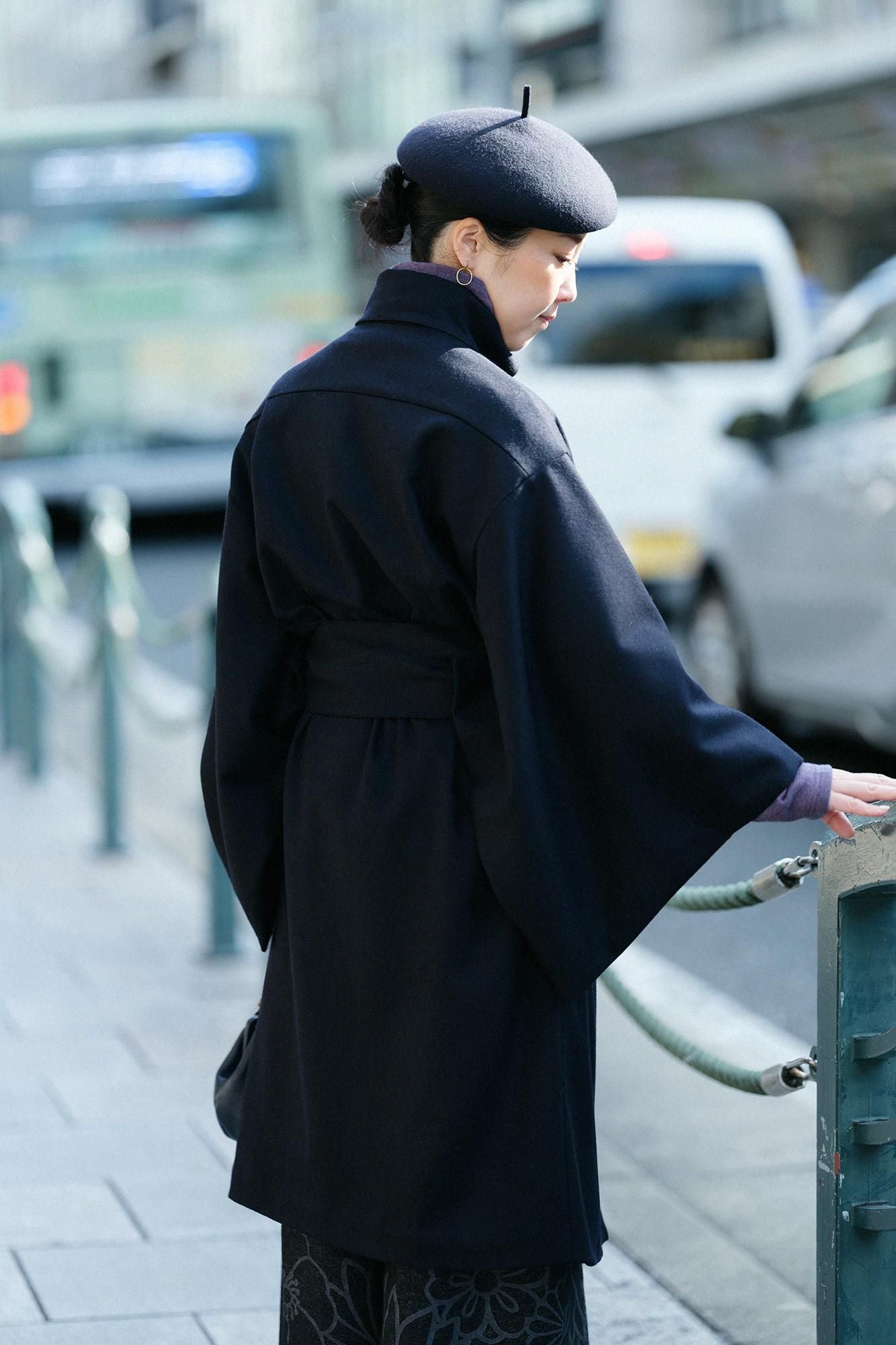 SOU・SOU　角袖外套　梳毛綾織　濡羽色 SOU・SOU 角袖外套 梳毛綾織 濡羽色 梳毛綾織（そもうあやおり