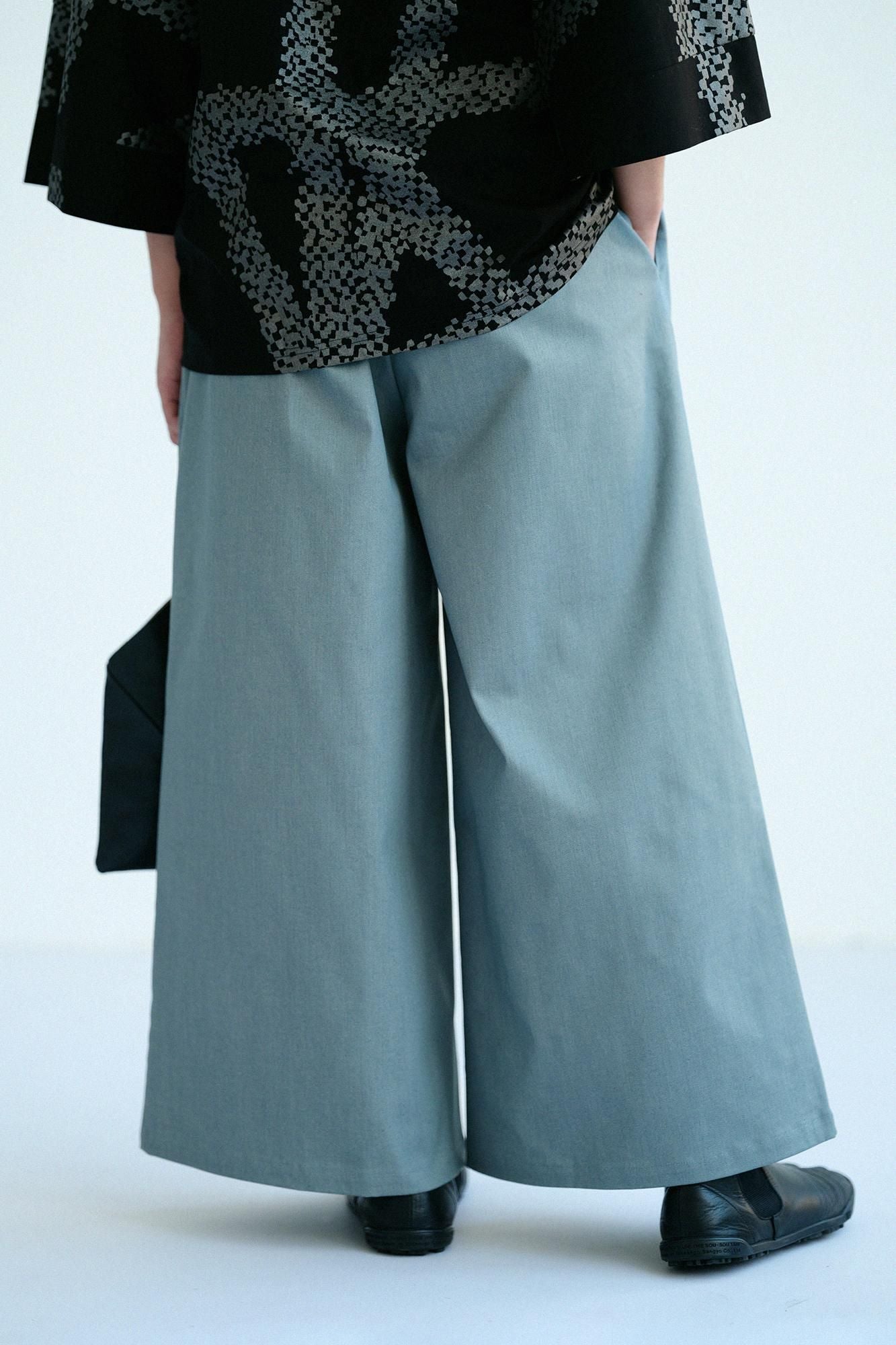 [仅在线]伸展牛仔布，宽形，蒙佩，Minato Nezu