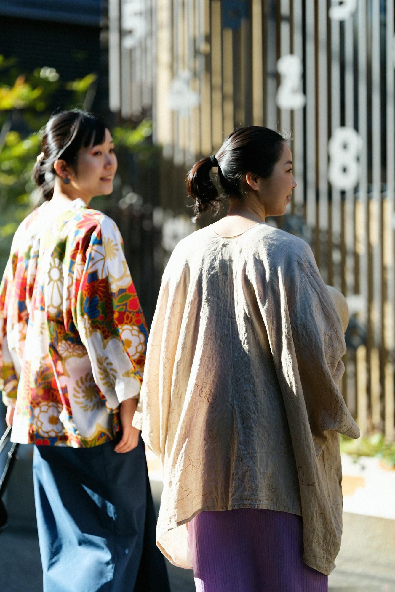 【net limited】Linen-Rayon Blend Kisaragi Poncho／Rural Woodland Swayand Blank Winter Moss Color