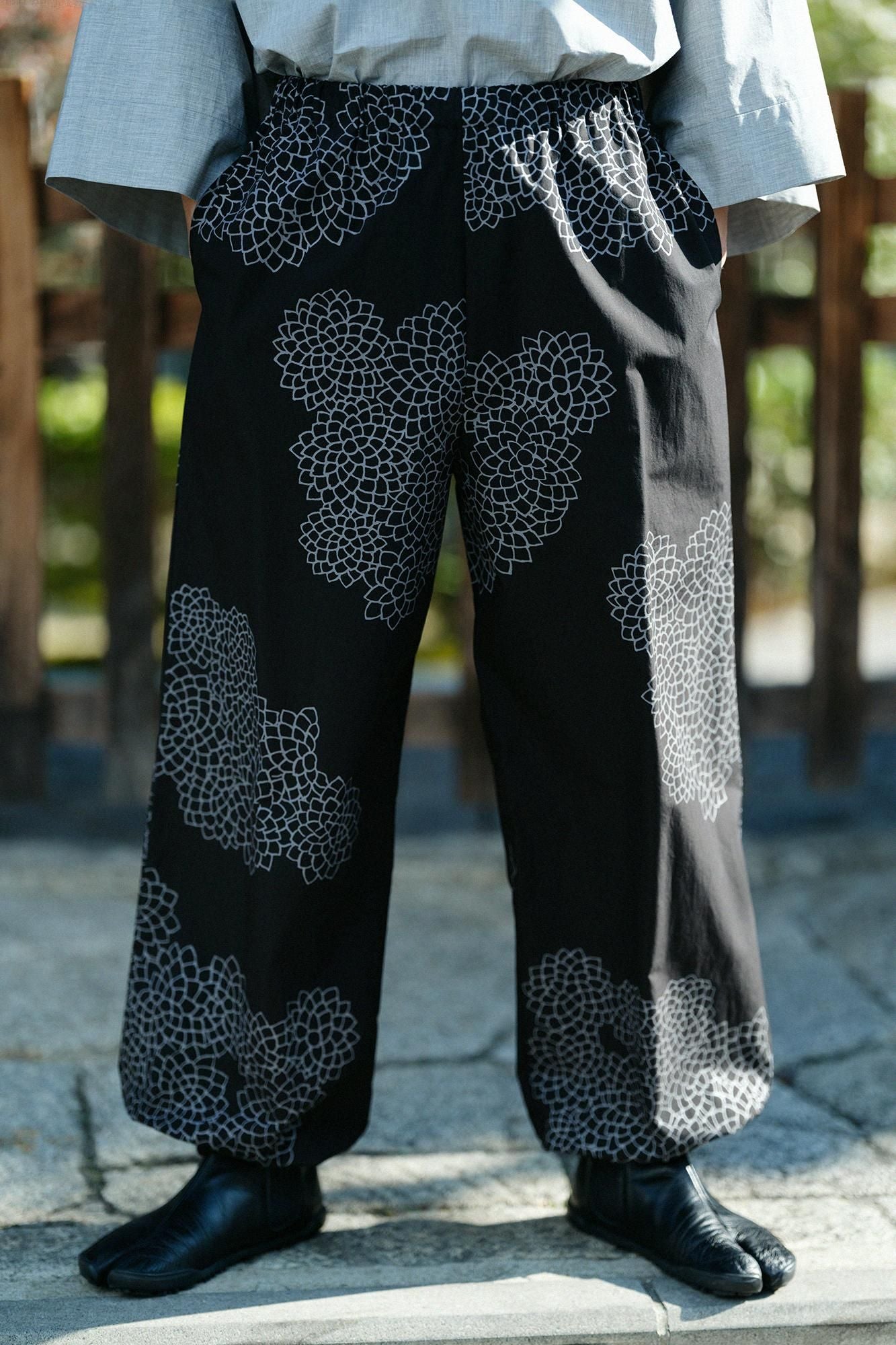 Schreibmaschinentuch Samue unten/Kumoma und Chrysantheme nasse Farbe