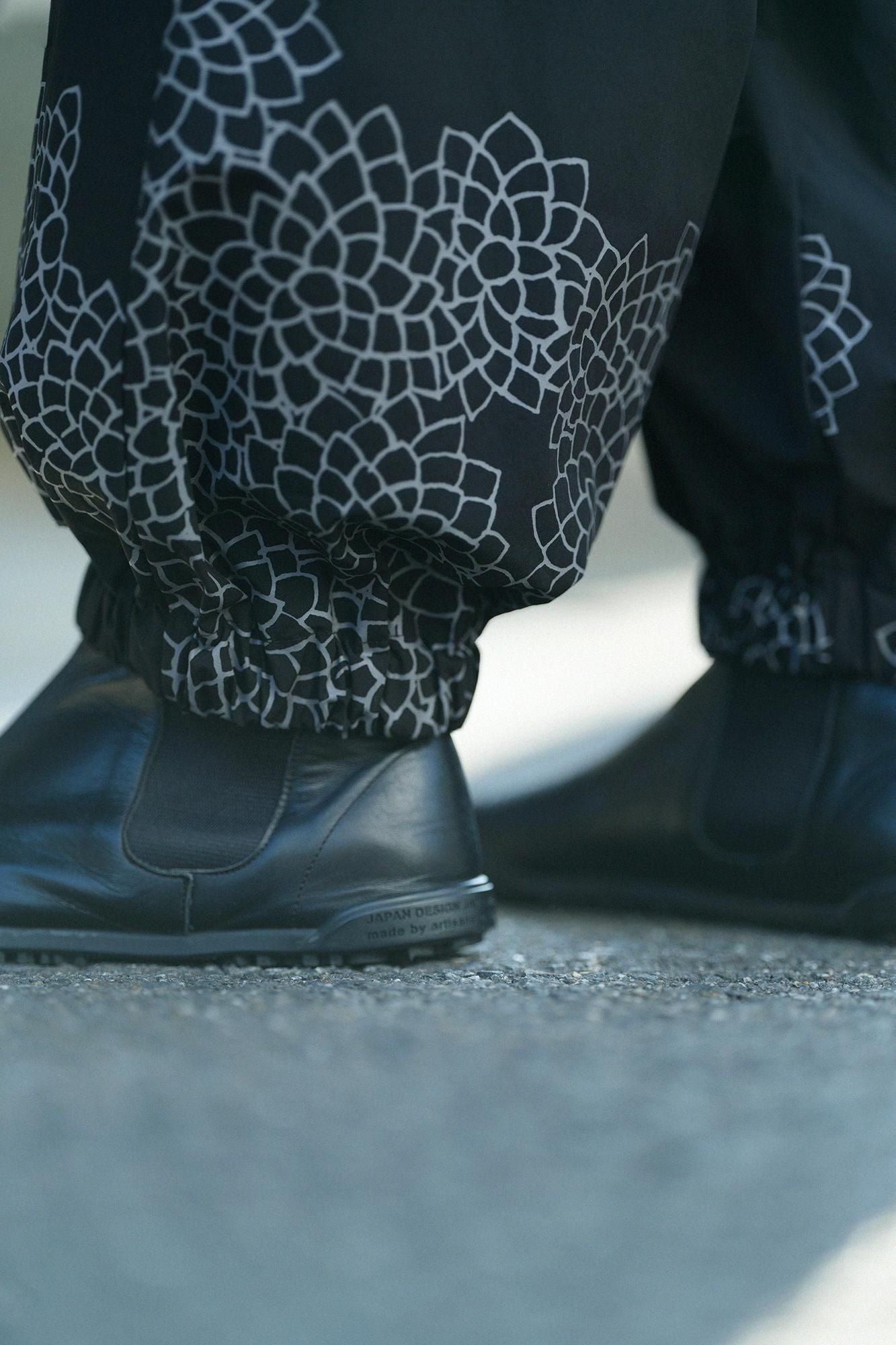 Schreibmaschinentuch Samue unten/Kumoma und Chrysantheme nasse Farbe