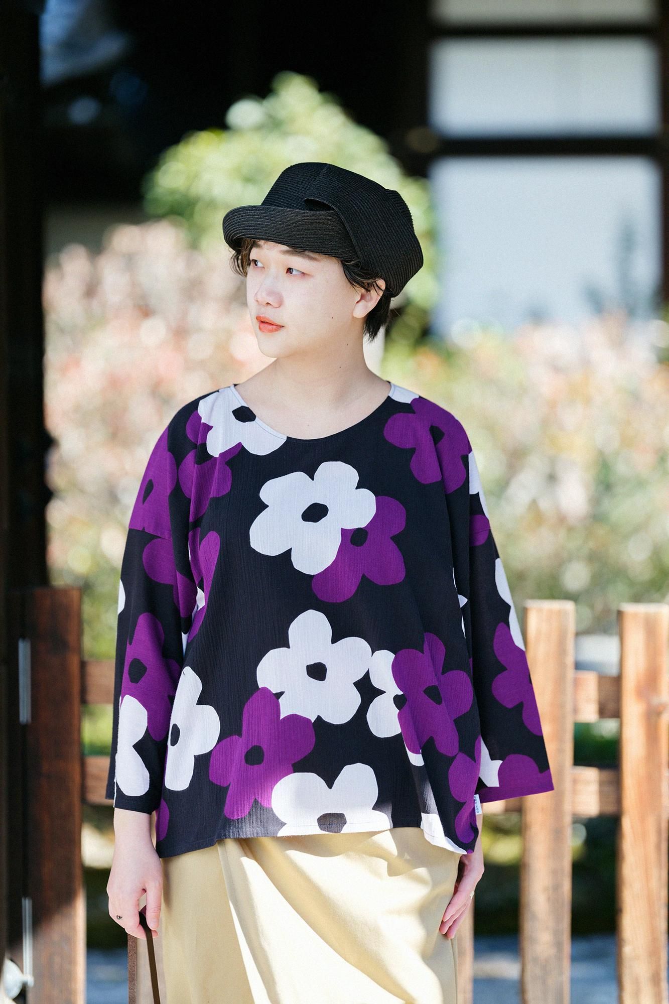 Chizimi Cotton 20/20 Naginata Square Top / Layered-flowers Black Purple