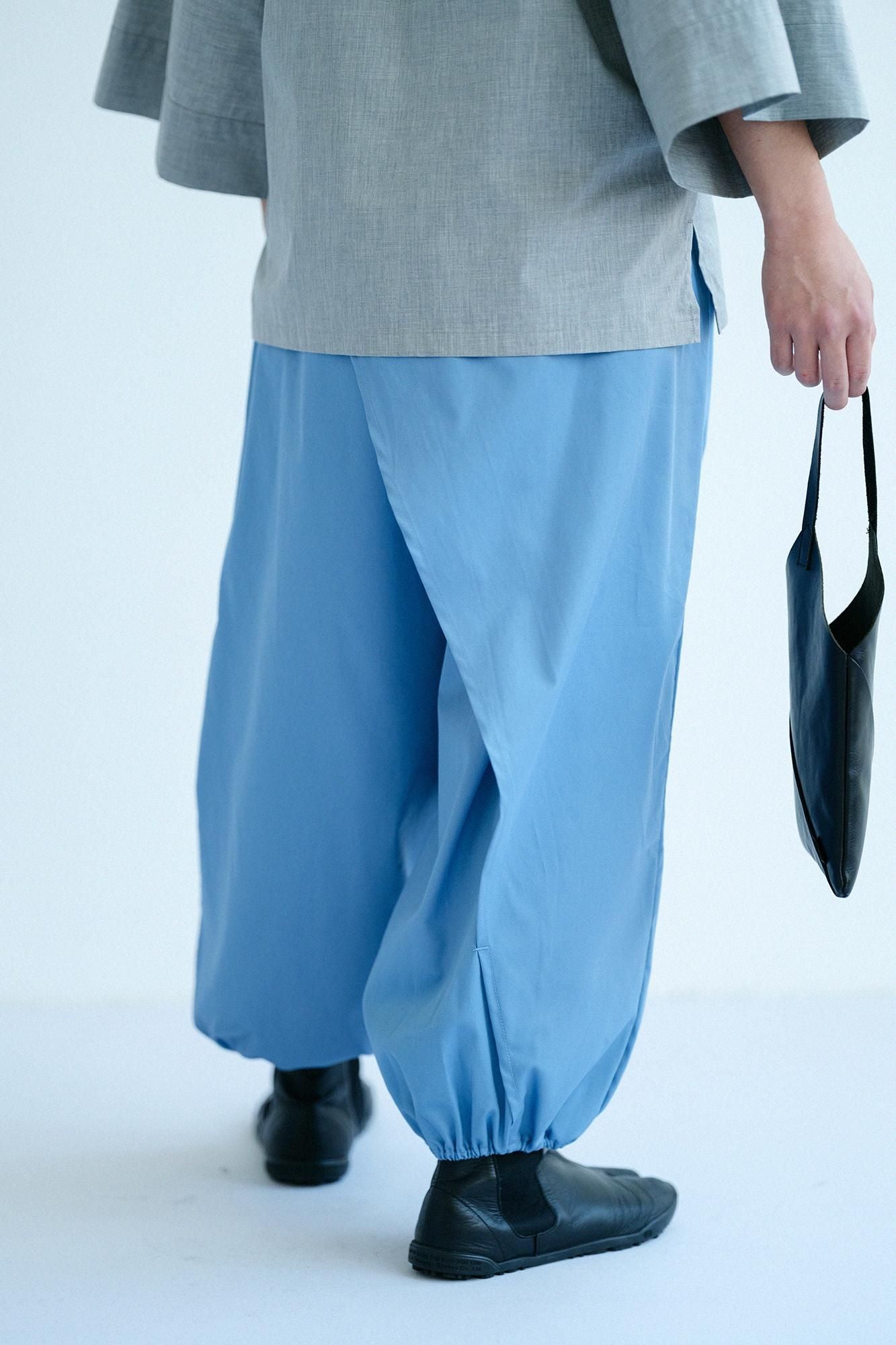 Köperbindung (Takamikan Ishita) / Helle Blumenfarbe (Usuhanairo)