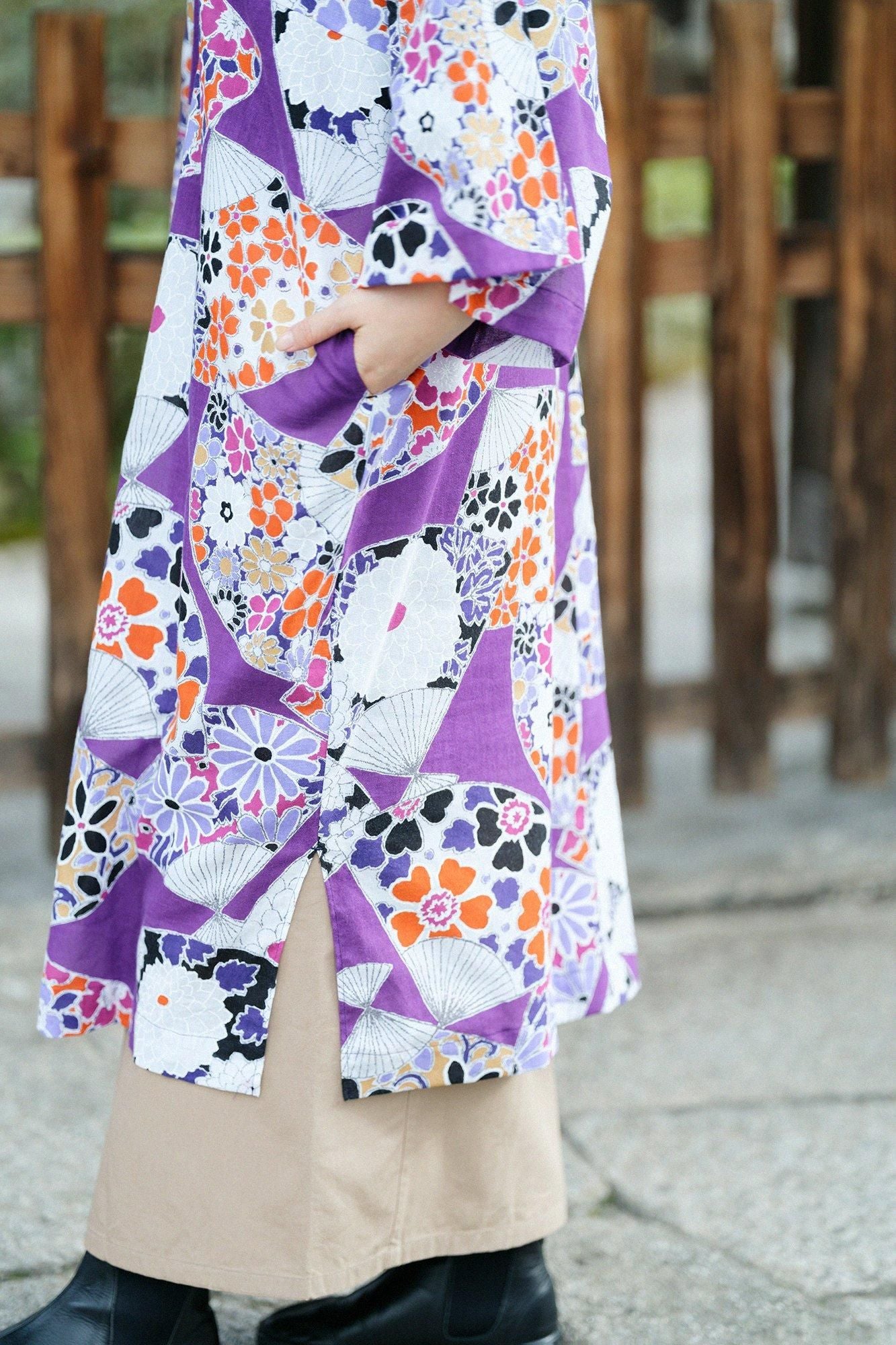 Chita Momen Textur (Okatabira)/Ogi (Fächer) Dunkelviolett (Kokimurasaki)