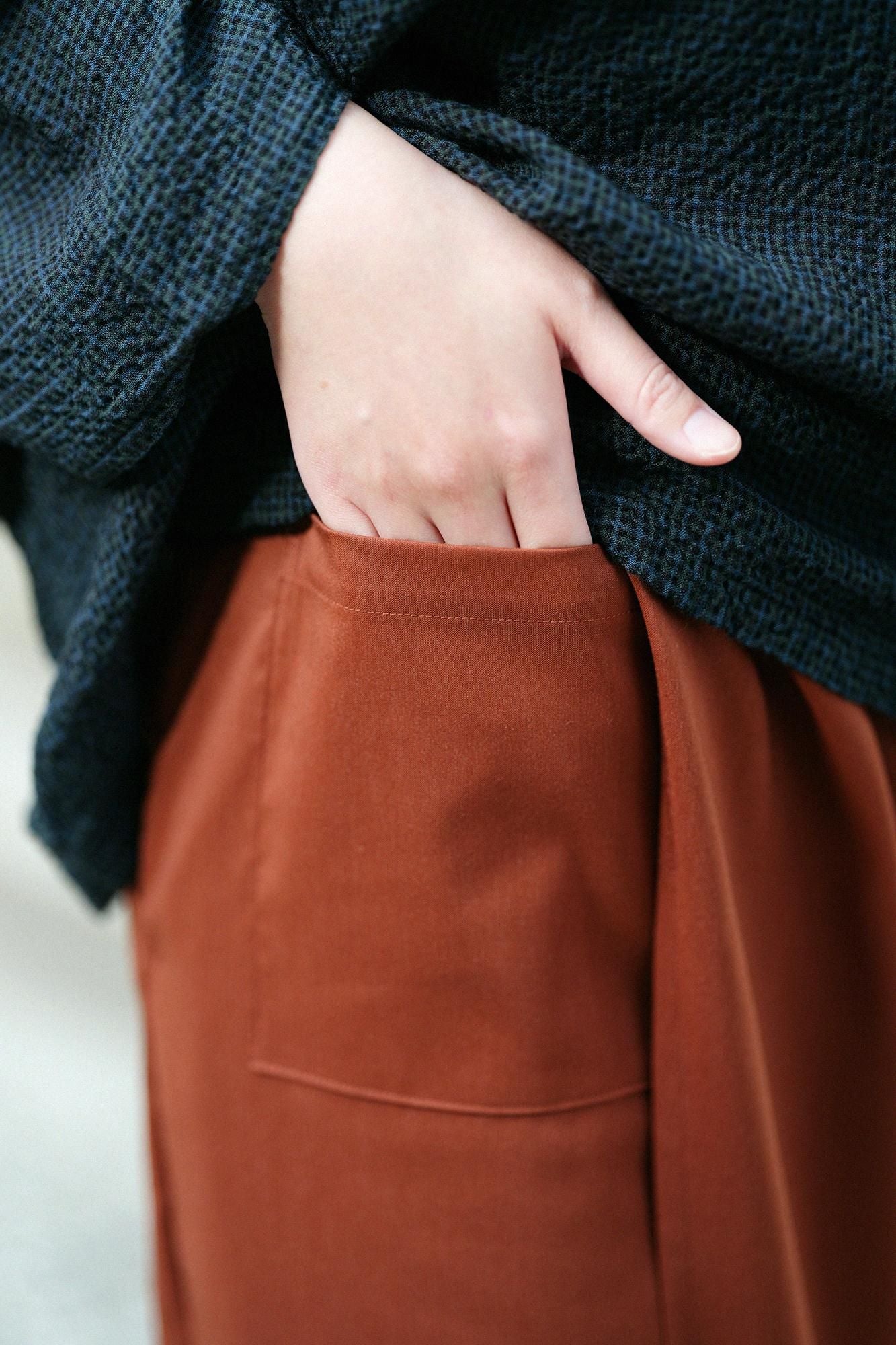 [Nur online] Shin-Leinenmischung Tsutsushita/Rotbraun