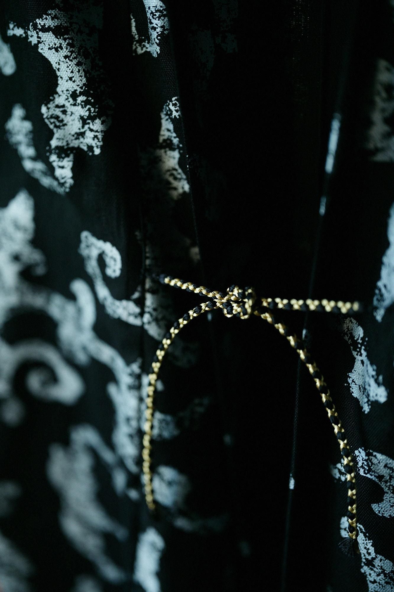 阿佐 (Asa) Mojirisode (Ken) Single (Hitoe) / Angry Wave (Doto) Era (Jidai) Nubairo (Nurubairo)