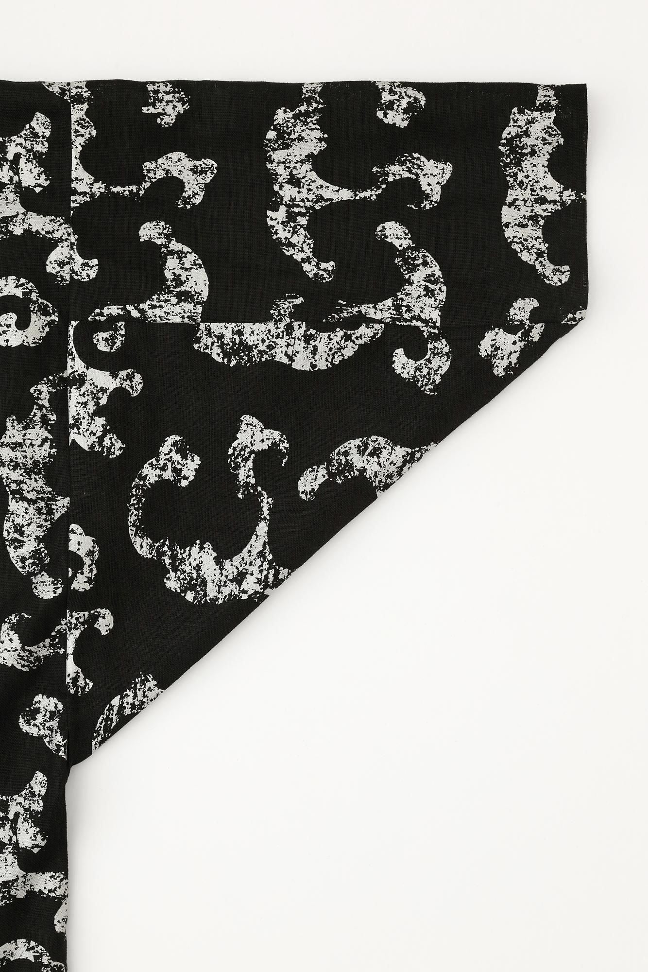 阿佐 (Asa) Mojirisode (Ken) Single (Hitoe) / Angry Wave (Doto) Era (Jidai) Nubairo (Nurubairo)