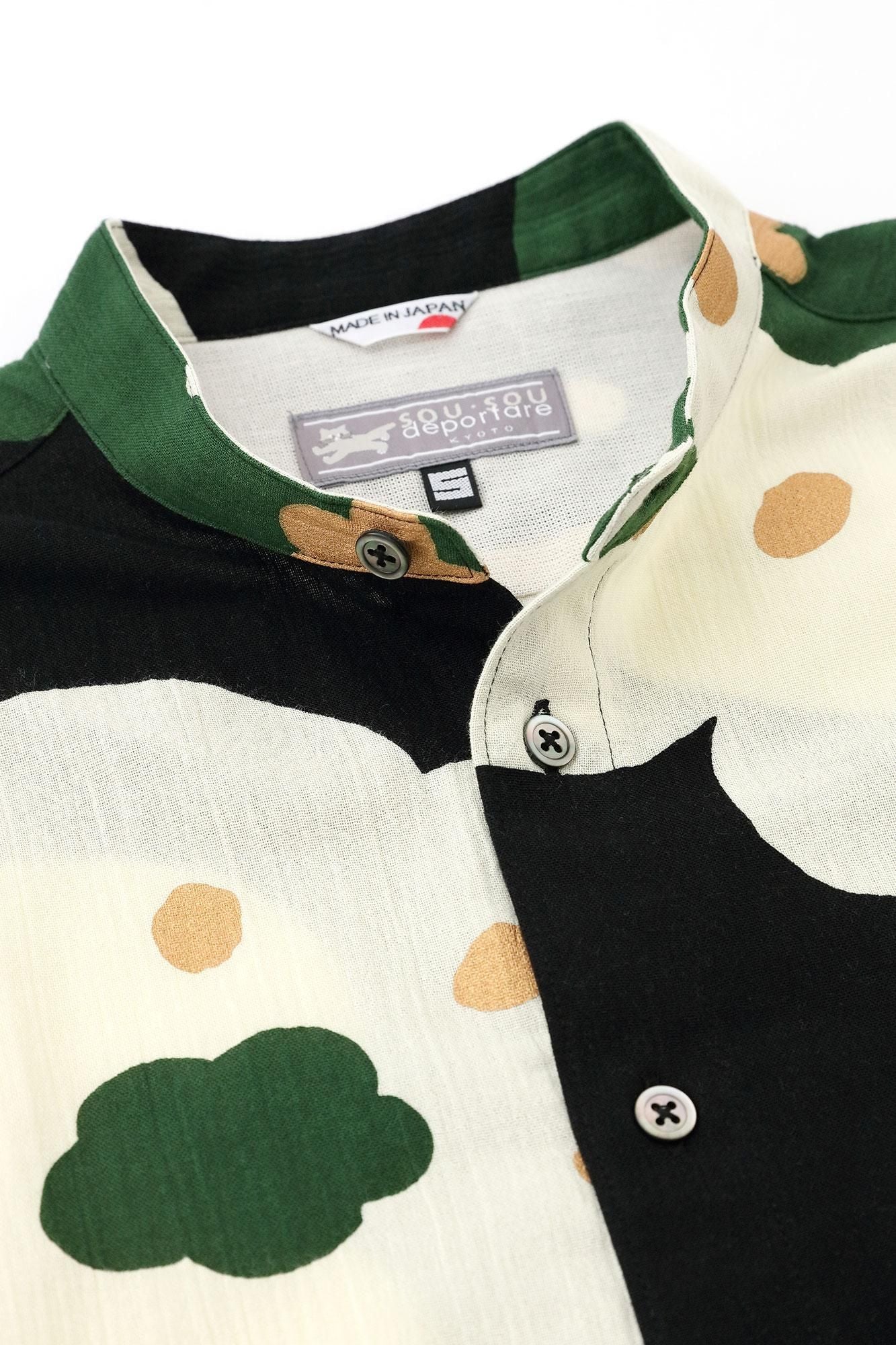 高島縮 20/20 スタンドカラーシャツ／ほほえみ 濡羽色（ぬればいろ）