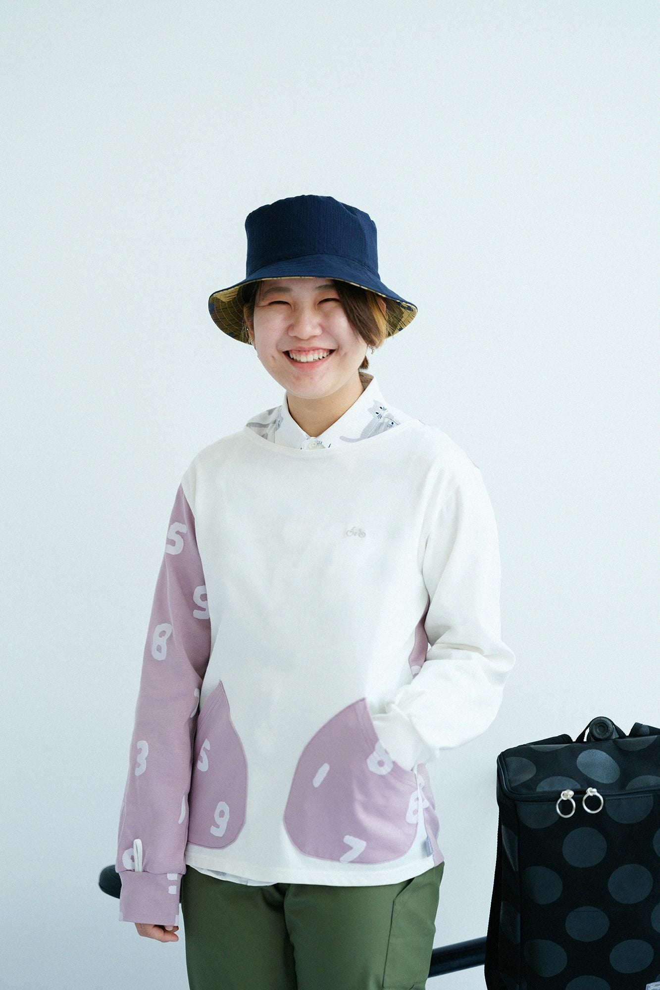 強撚扭曲平針織船領上衣/白色× SO-SU-U十數