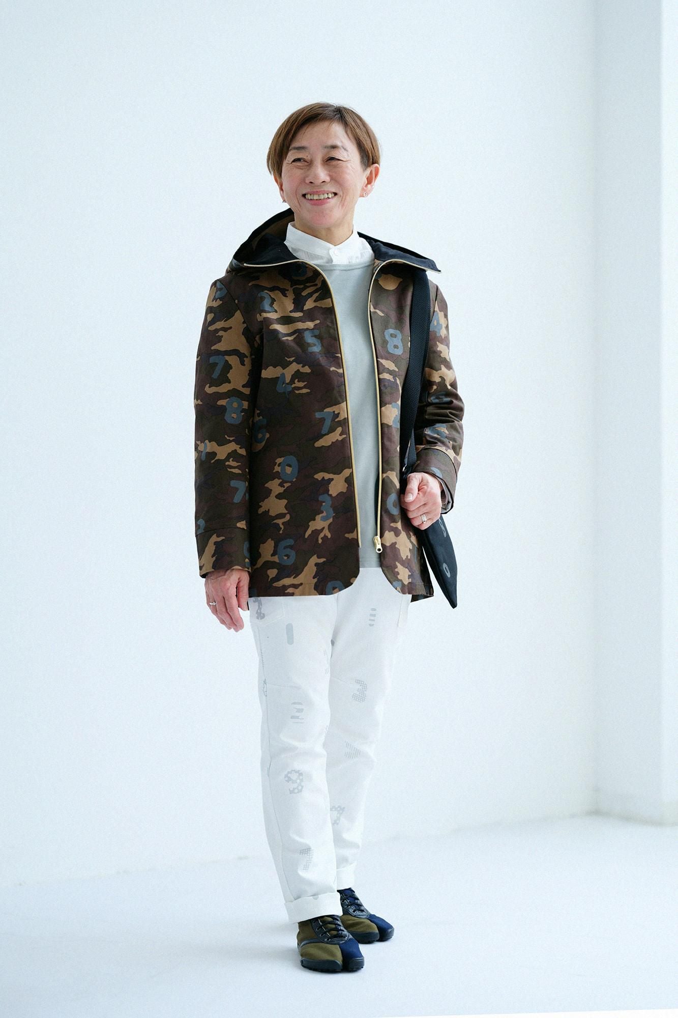 強撚扭曲平針織船領上衣/灰棕x SO-SU-U十數