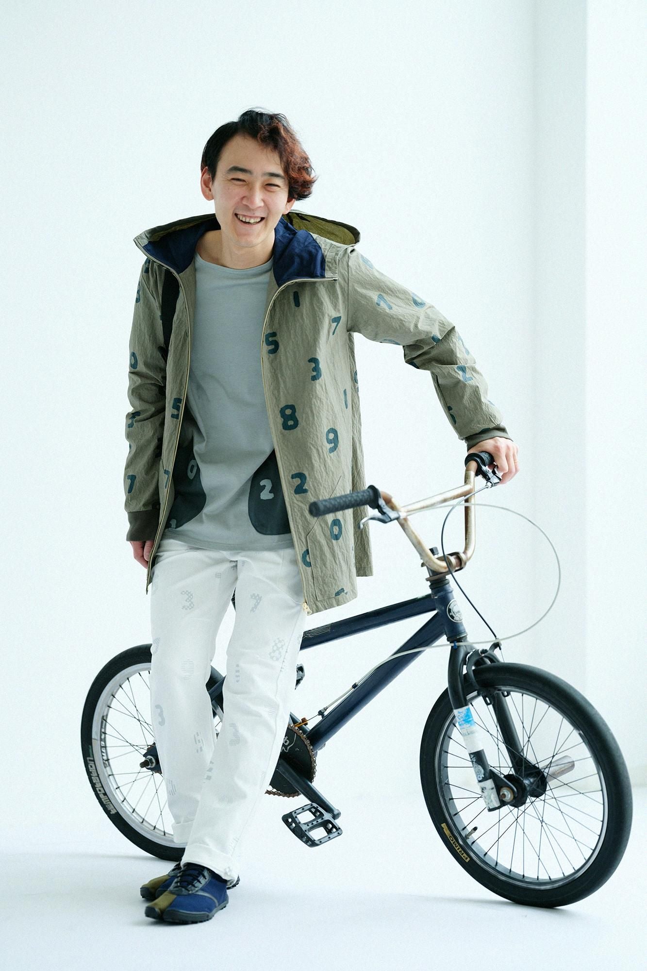 強撚扭曲平針織船領上衣/灰棕x SO-SU-U十數