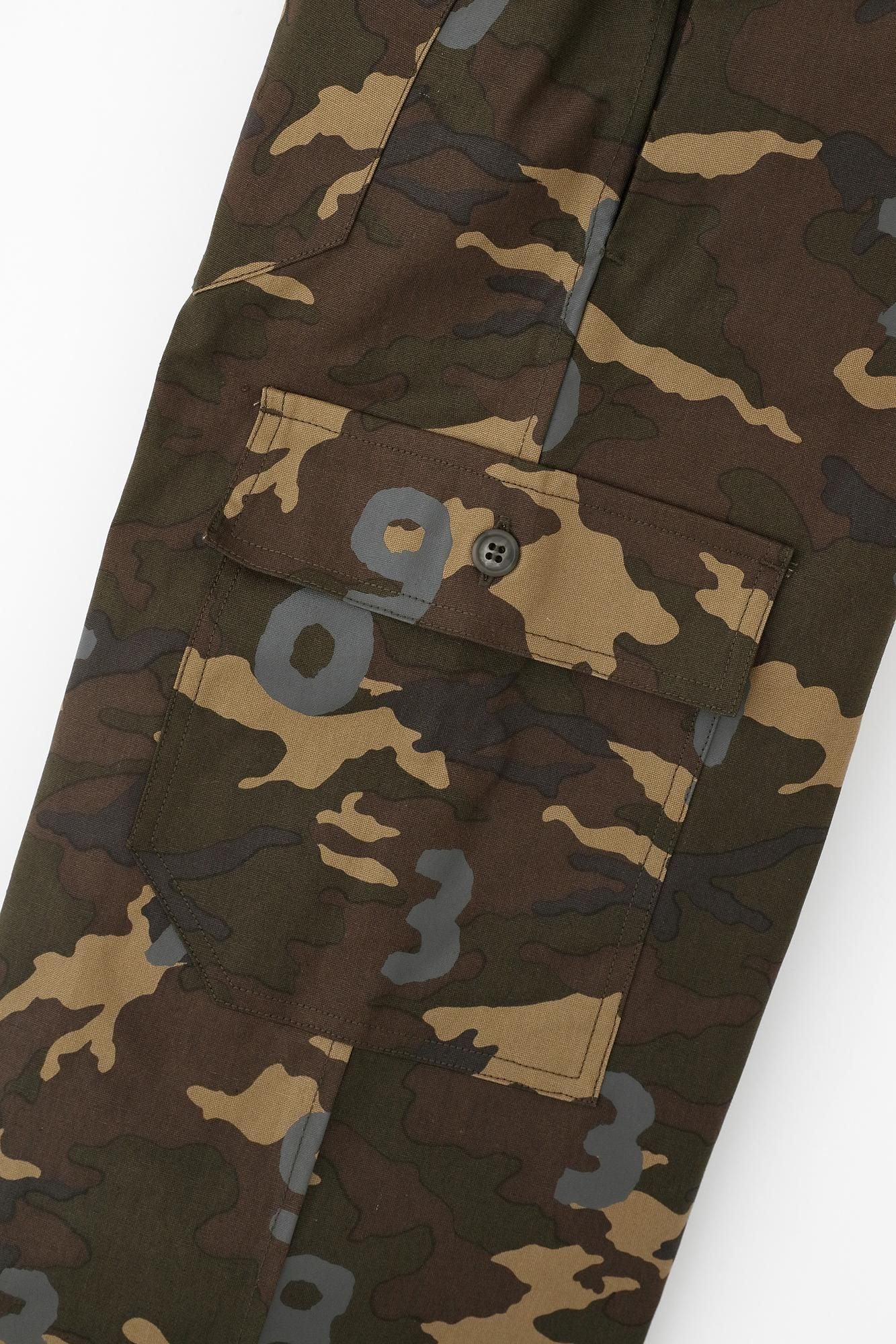 コットンキャンバス カーゴパンツ／camo SO-SU-U 桑染（くわぞめ）