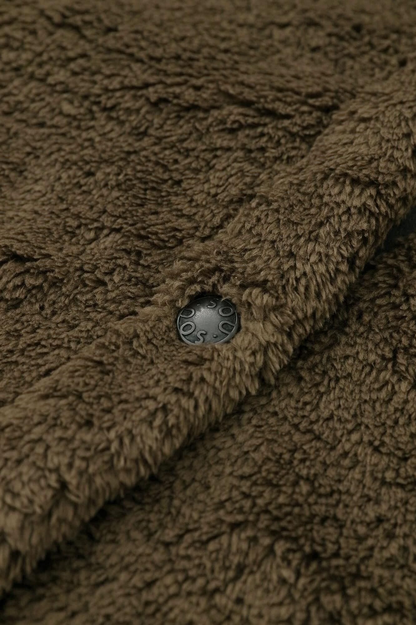 BOA V领轻装外衣/Chojinezu