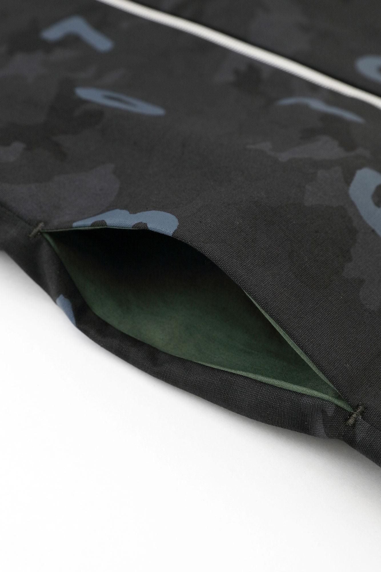 コットンキャンバス ZIP UP フードジャケット／camo SO-SU-U 墨黒（すみくろ）