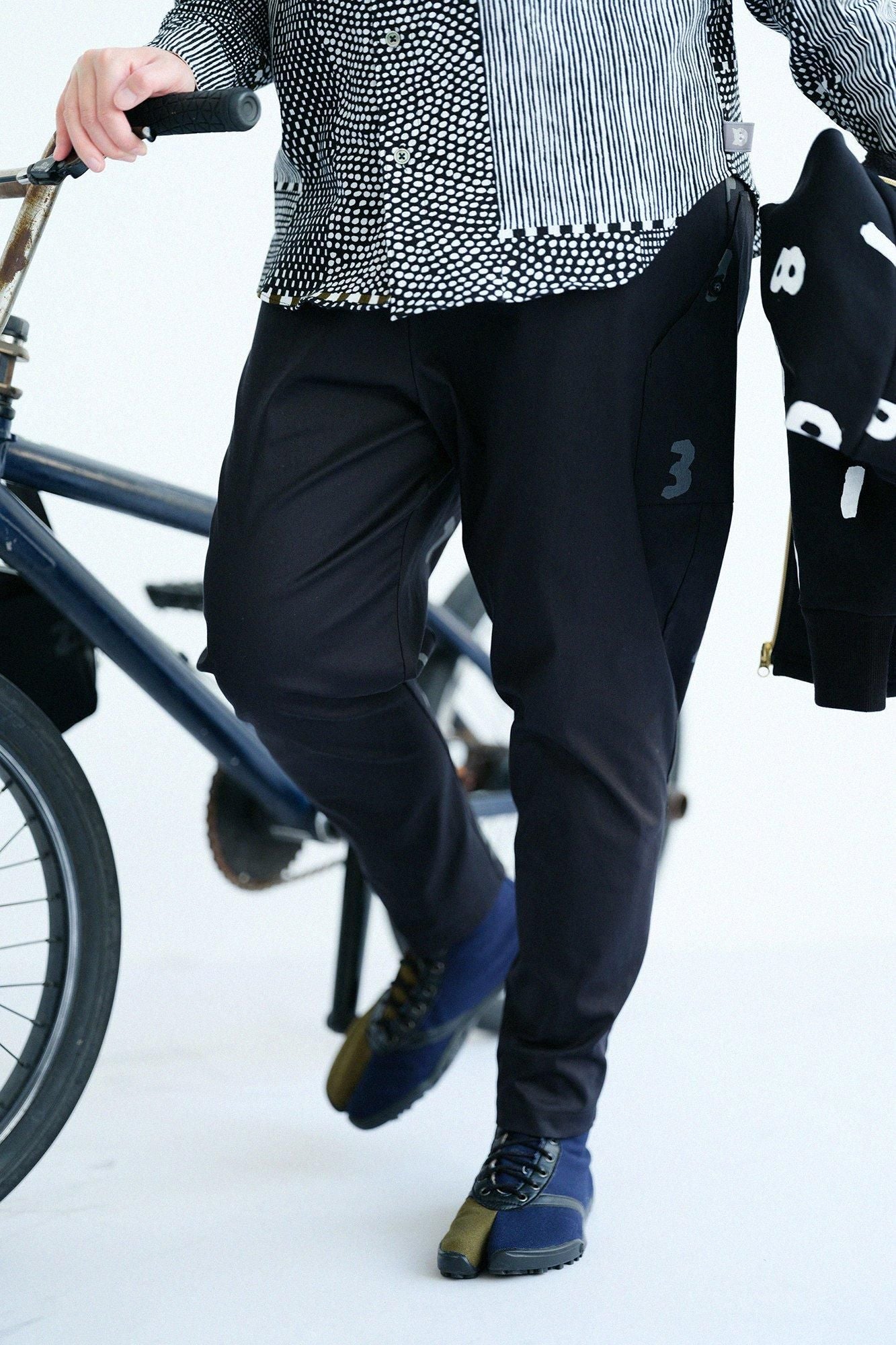 Stretch Ratine Weave BIKE Jodhpur / Black × SO-SU-U