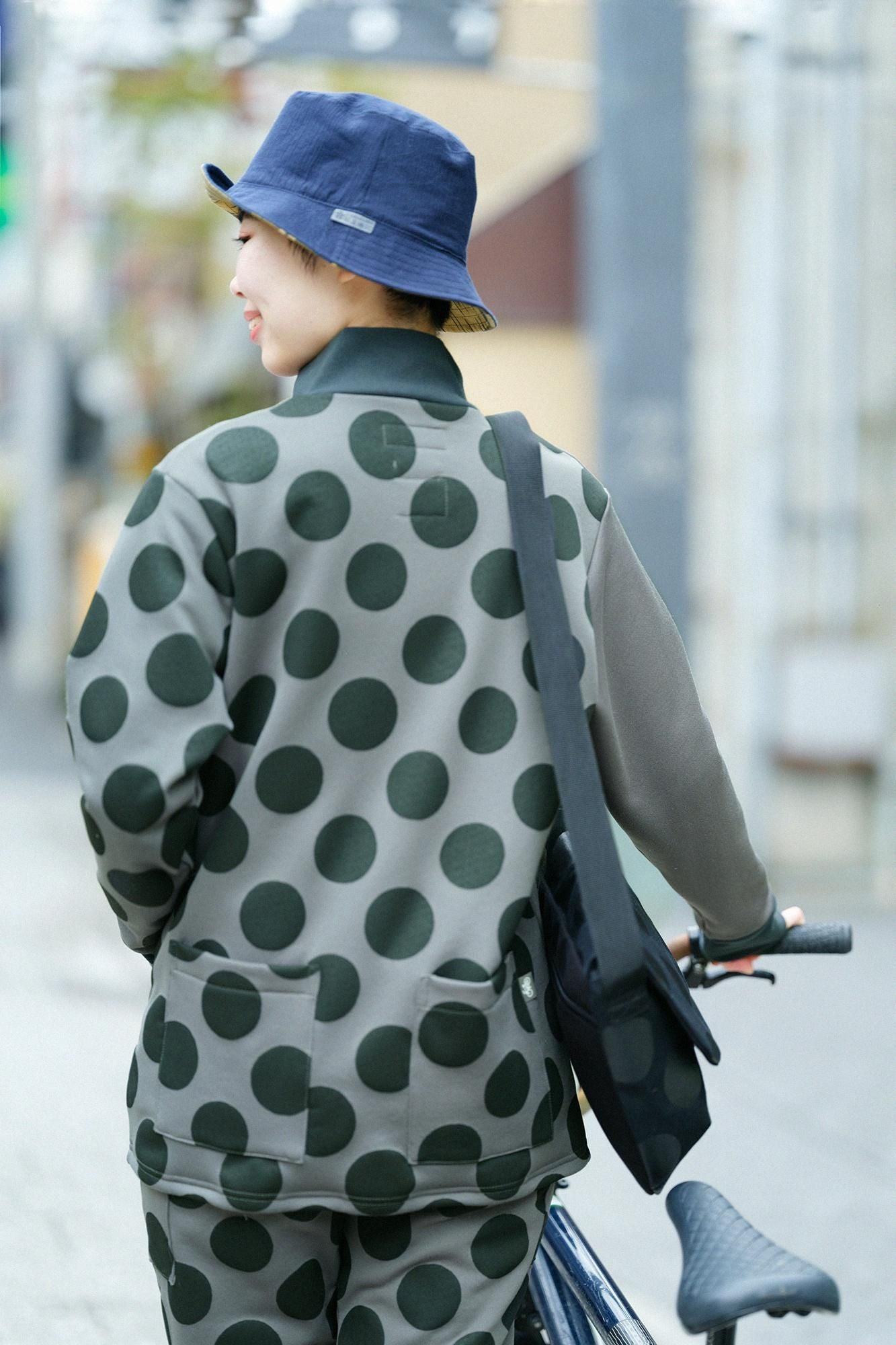 net限定】ラッチパイルニット ZIP UP BIKEブルゾン／グレー×KPD