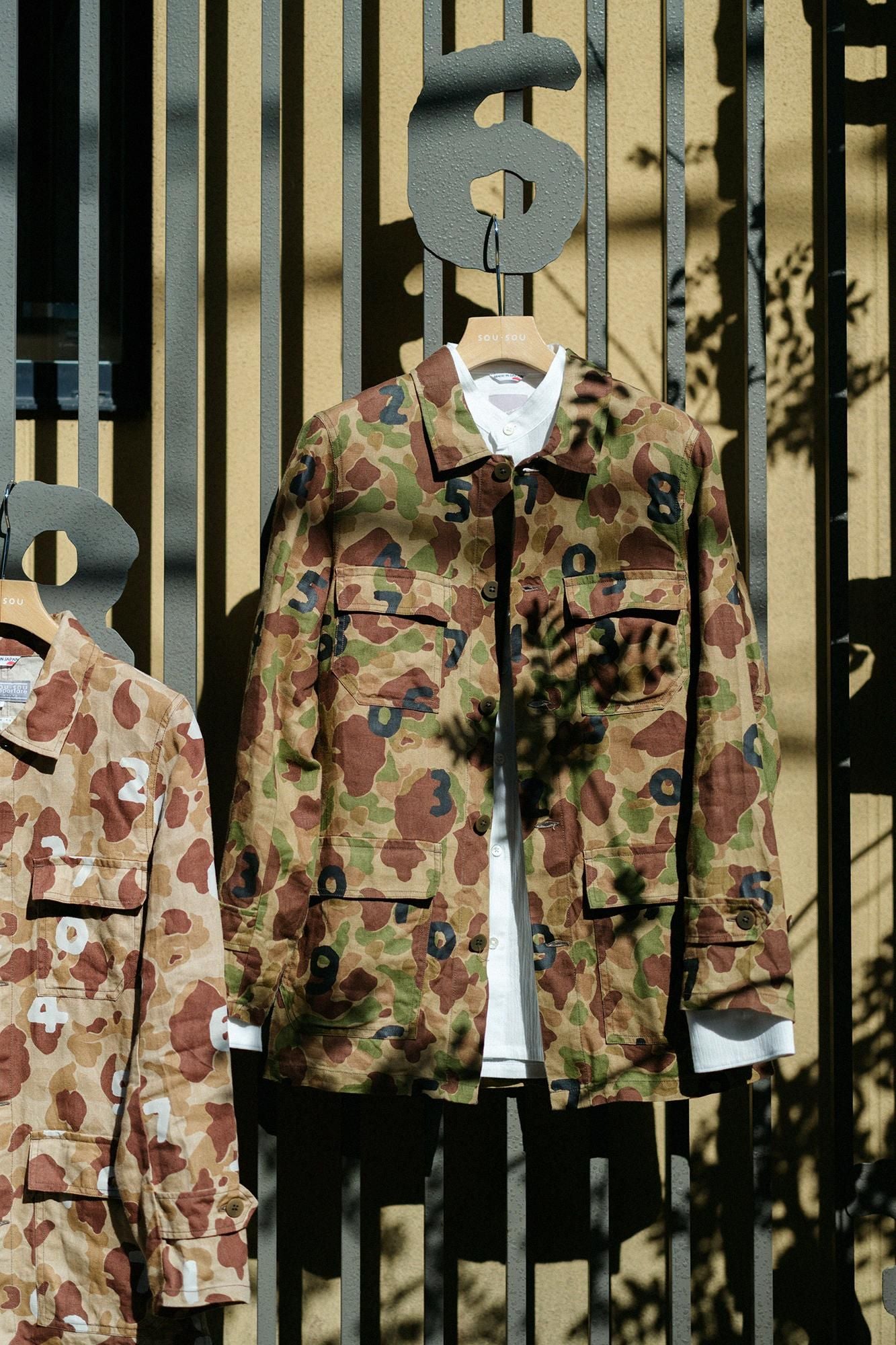 リネンツイル カーゴジャケット／duck hunter camo SO-SU-U 空五倍子色（うつふしいろ）