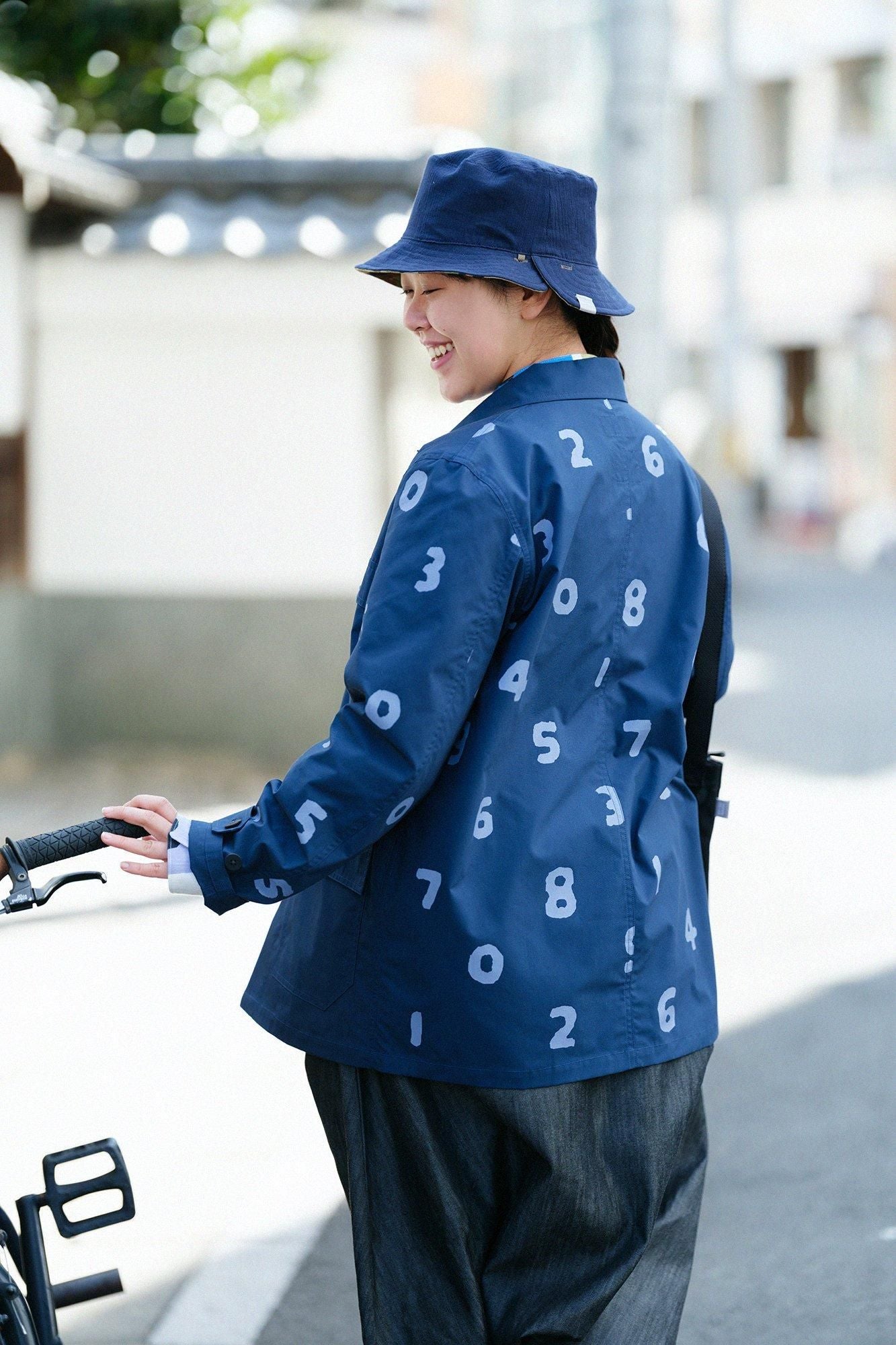 High Density Typewriter Cloth Cargo Jacket / Navy × SO-SU-U