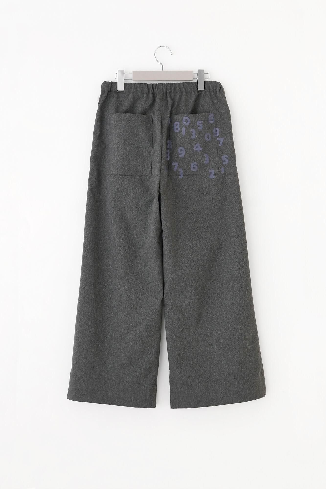 스트레치황소 와이드 팬츠／짙은회색