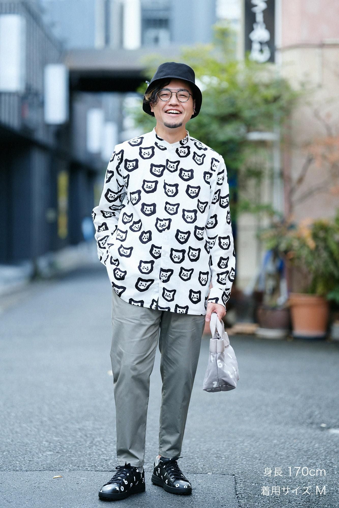 [Nur online] 30 einzelne Gabardine-Hosen mit schmal zulaufendem Bein/matte Farbe (Nibi-Iro)