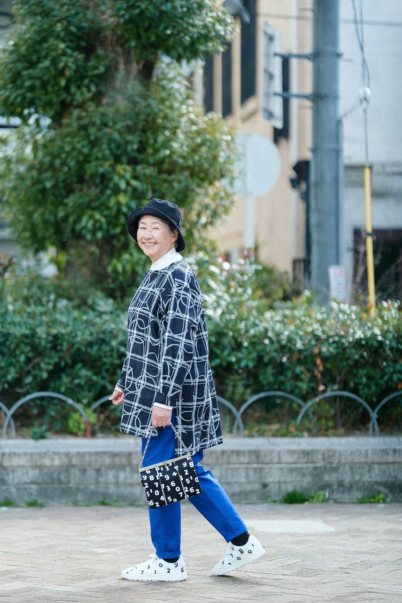 Palanquin Shoulder Bag / SO-SU-U Kon